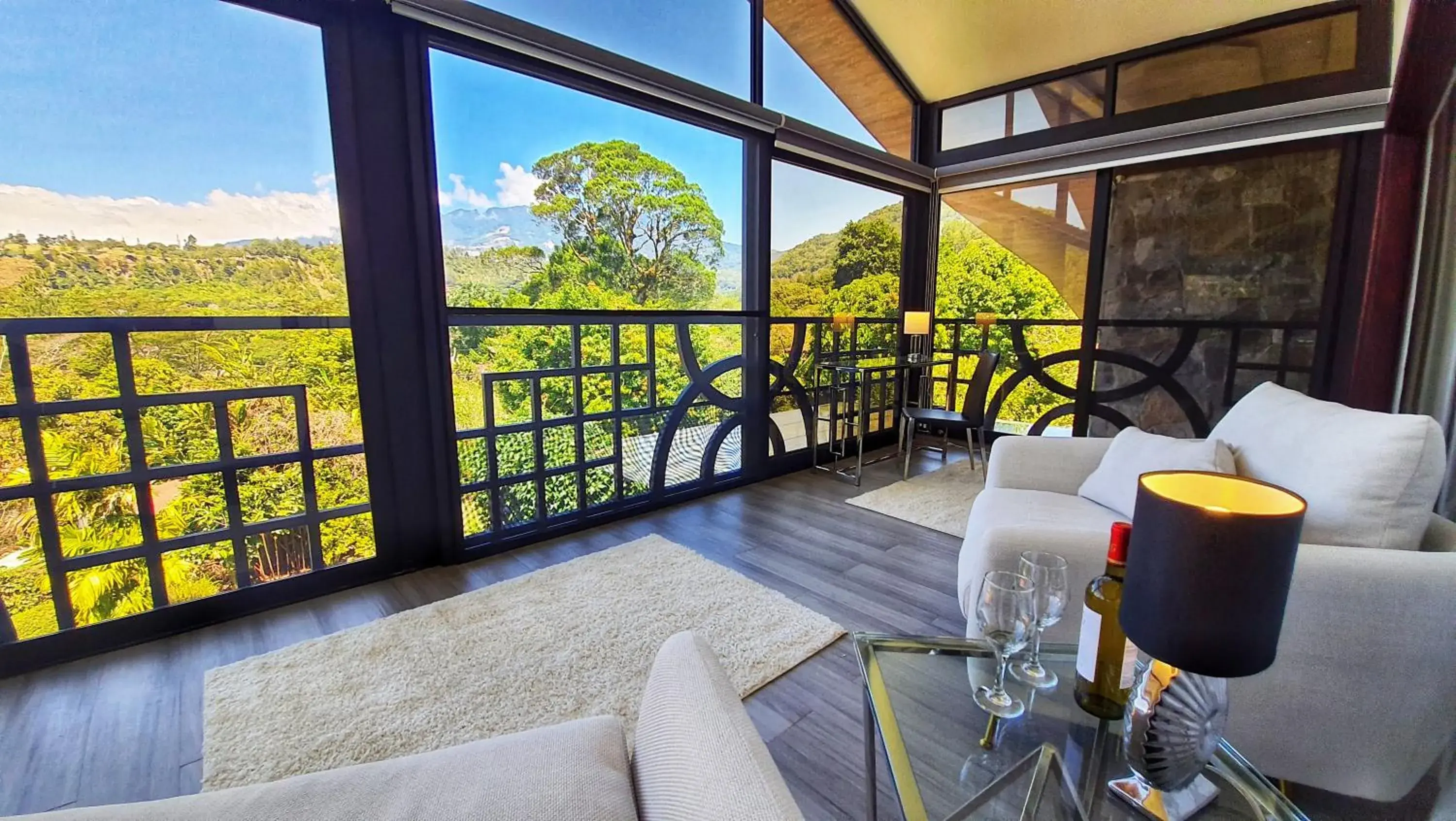 Suite with Mountain View in The Residence by Villa Alejandro Suite with Mountain View in The Residence by Villa Alejandro