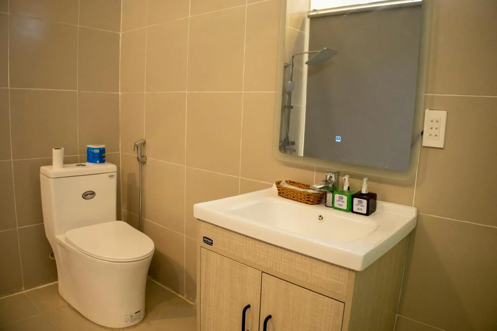 Deluxe Double Room in Green Star Premium Resort - Mui Ne - Formerly Hung Thinh Resort Deluxe Double Room in Green Star Premium Resort - Mui Ne - Formerly Hung Thinh Resort