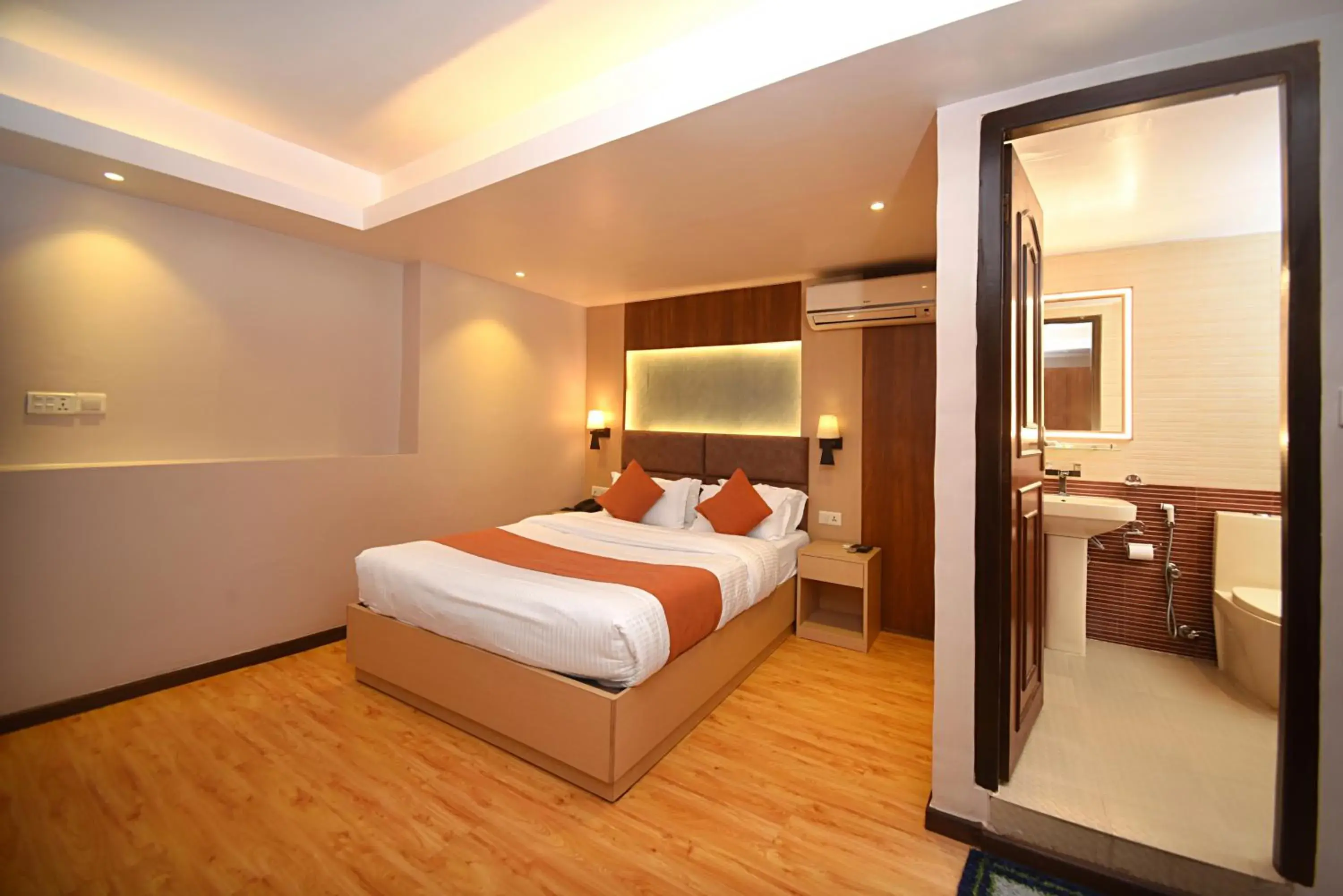 Deluxe King Room - single occupancy in Hotel Mums Home Deluxe King Room - single occupancy in Hotel Mums Home