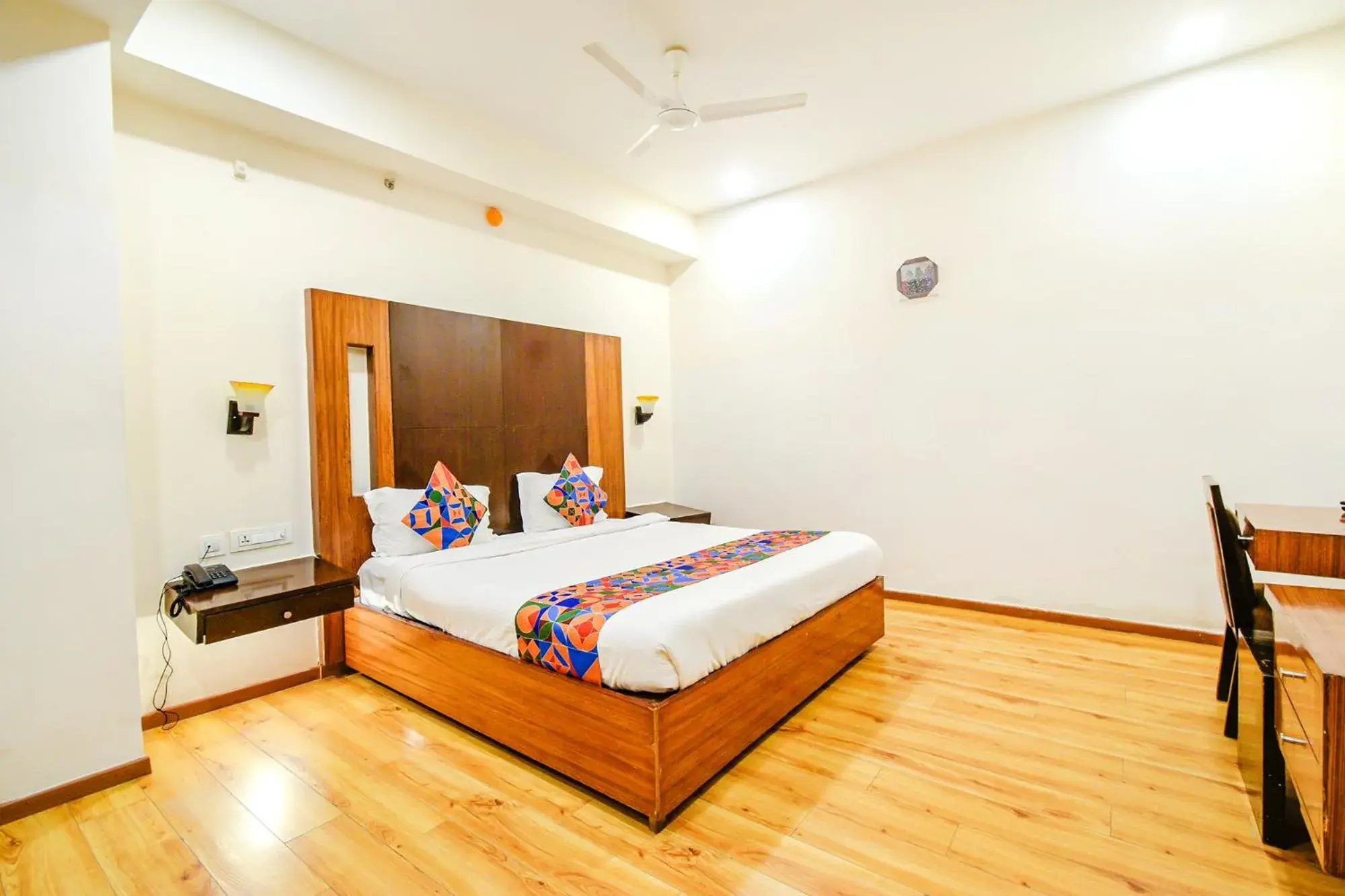 Family Room - single occupancy in Treebo Premium Seven Lake View Family Room - single occupancy in Treebo Premium Seven Lake View