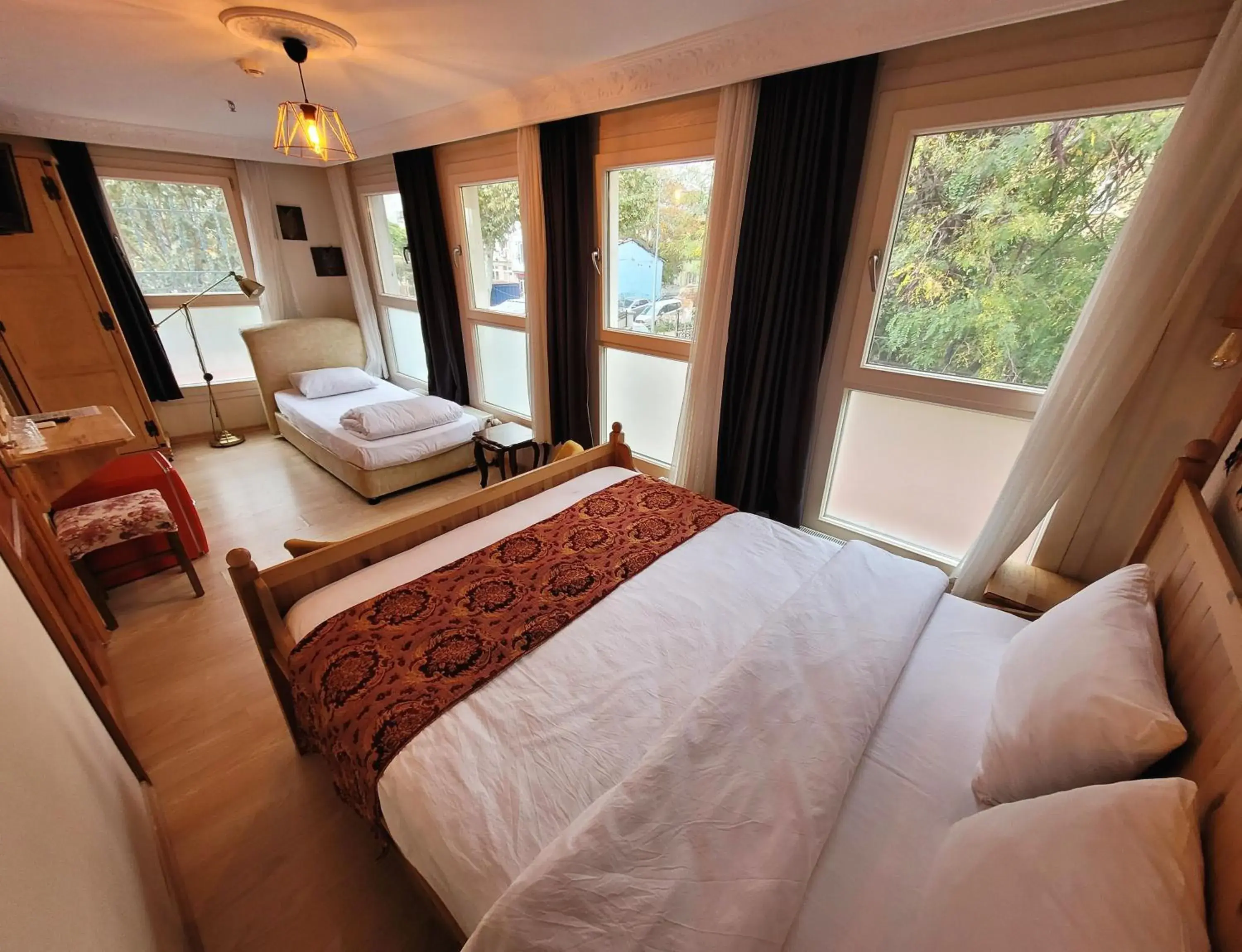 Double or Twin Room with Private Bathroom in Masif House Double or Twin Room with Private Bathroom in Masif House