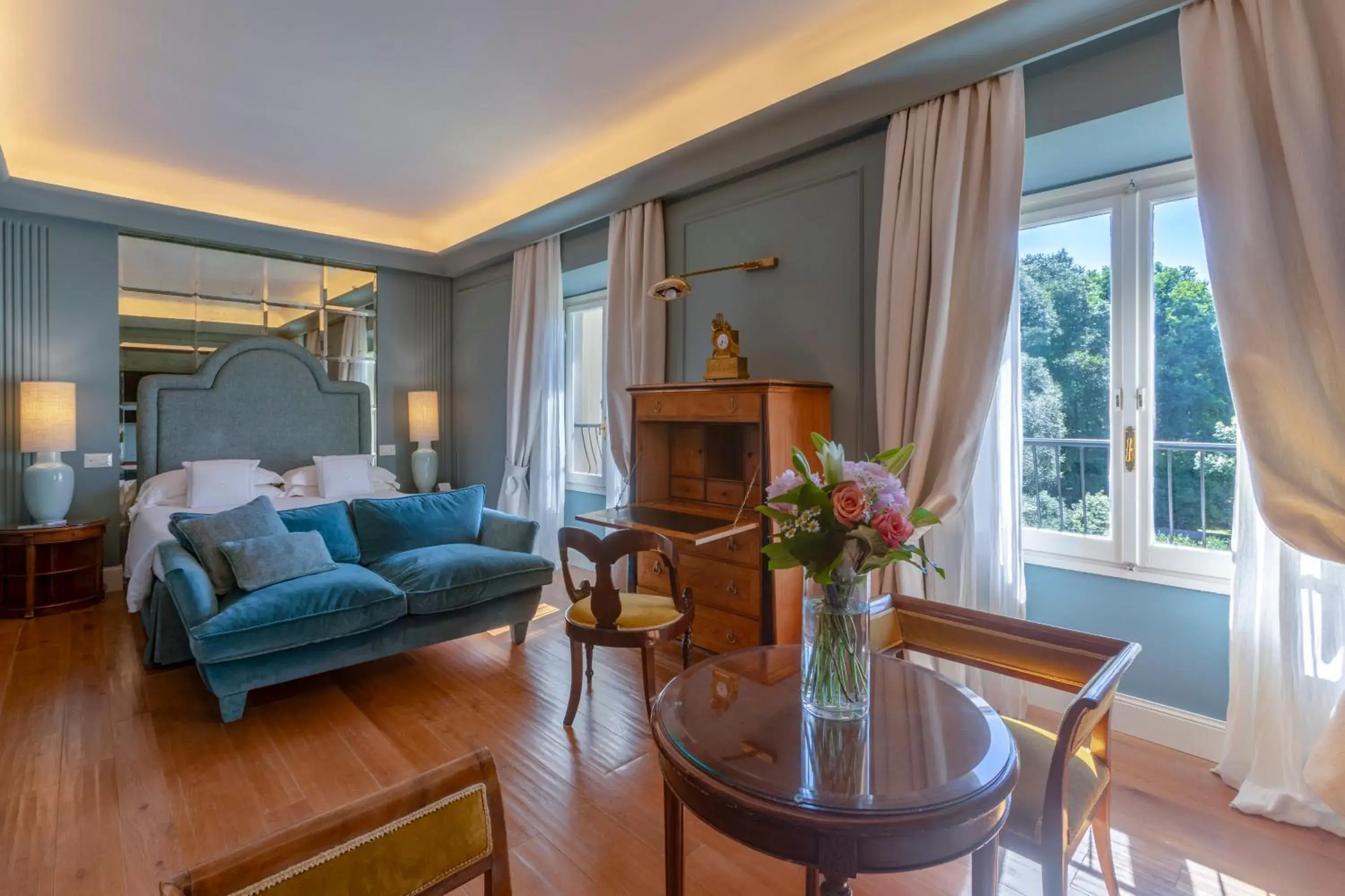 Penthouse Suite in Hotel Regency - Small Luxury Hotels of the World Penthouse Suite in Hotel Regency - Small Luxury Hotels of the World