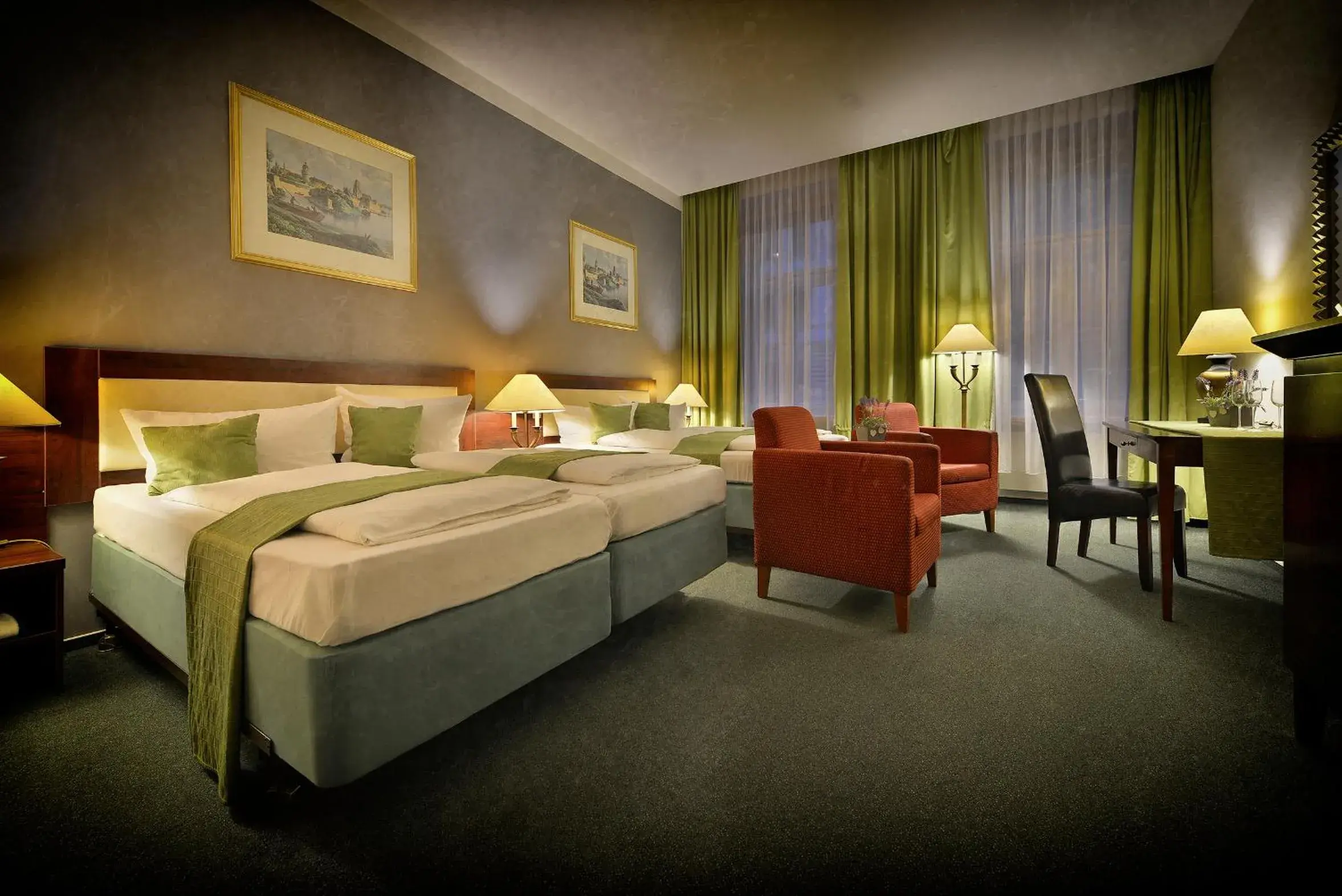 Standard Quadruple Room in Prague Season Three Stars Standard Quadruple Room in Prague Season Three Stars