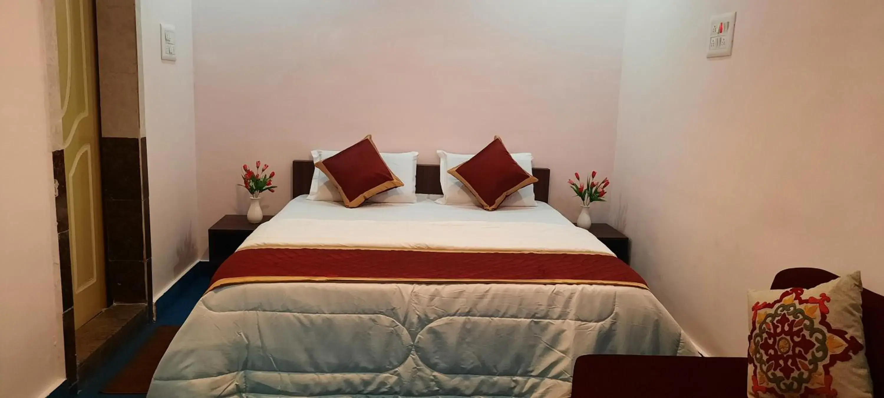 AC Deluxe - single occupancy in B R Inn AC Deluxe - single occupancy in B R Inn