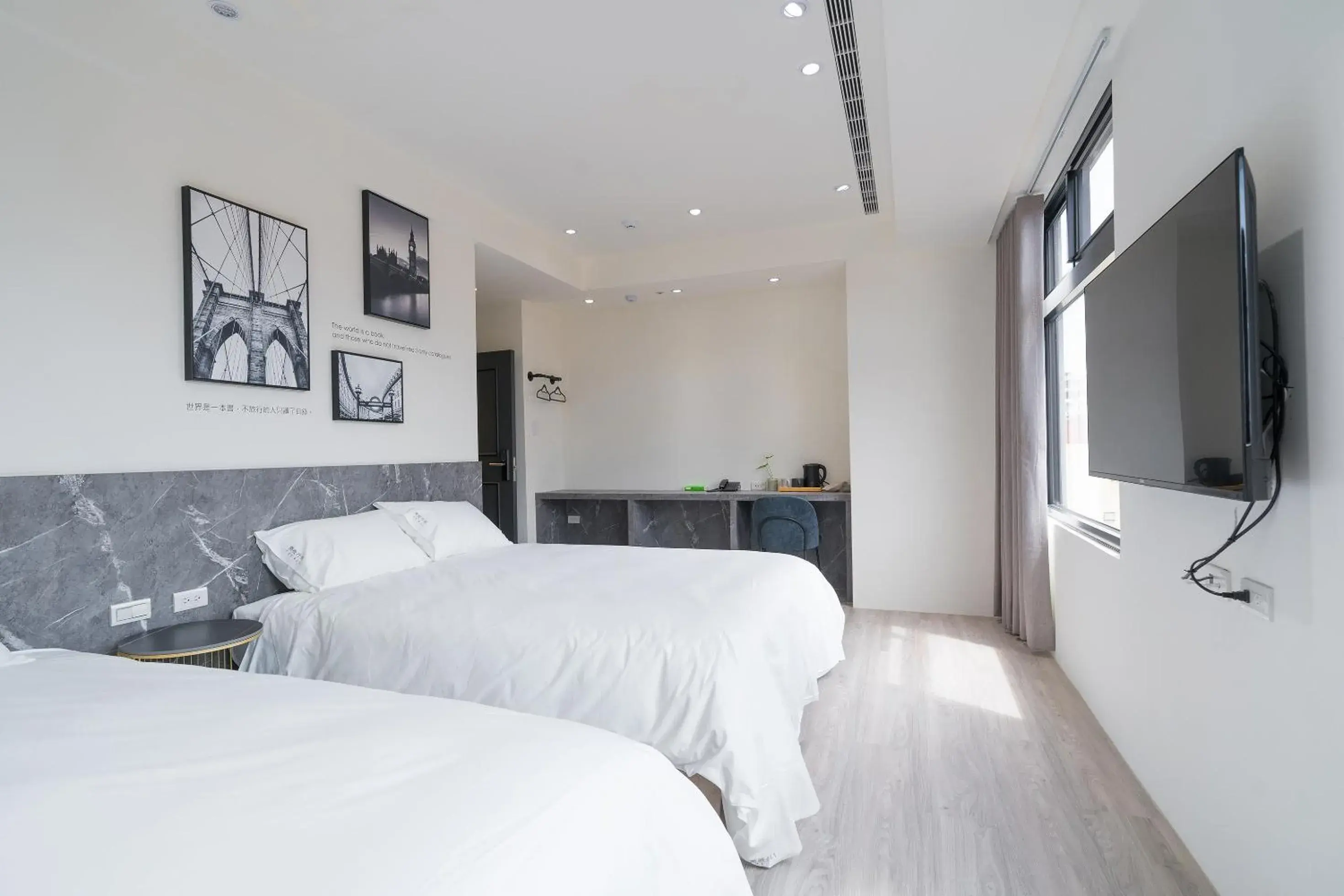 Quadruple Room with Private Bathroom in The Way Inn Quadruple Room with Private Bathroom in The Way Inn