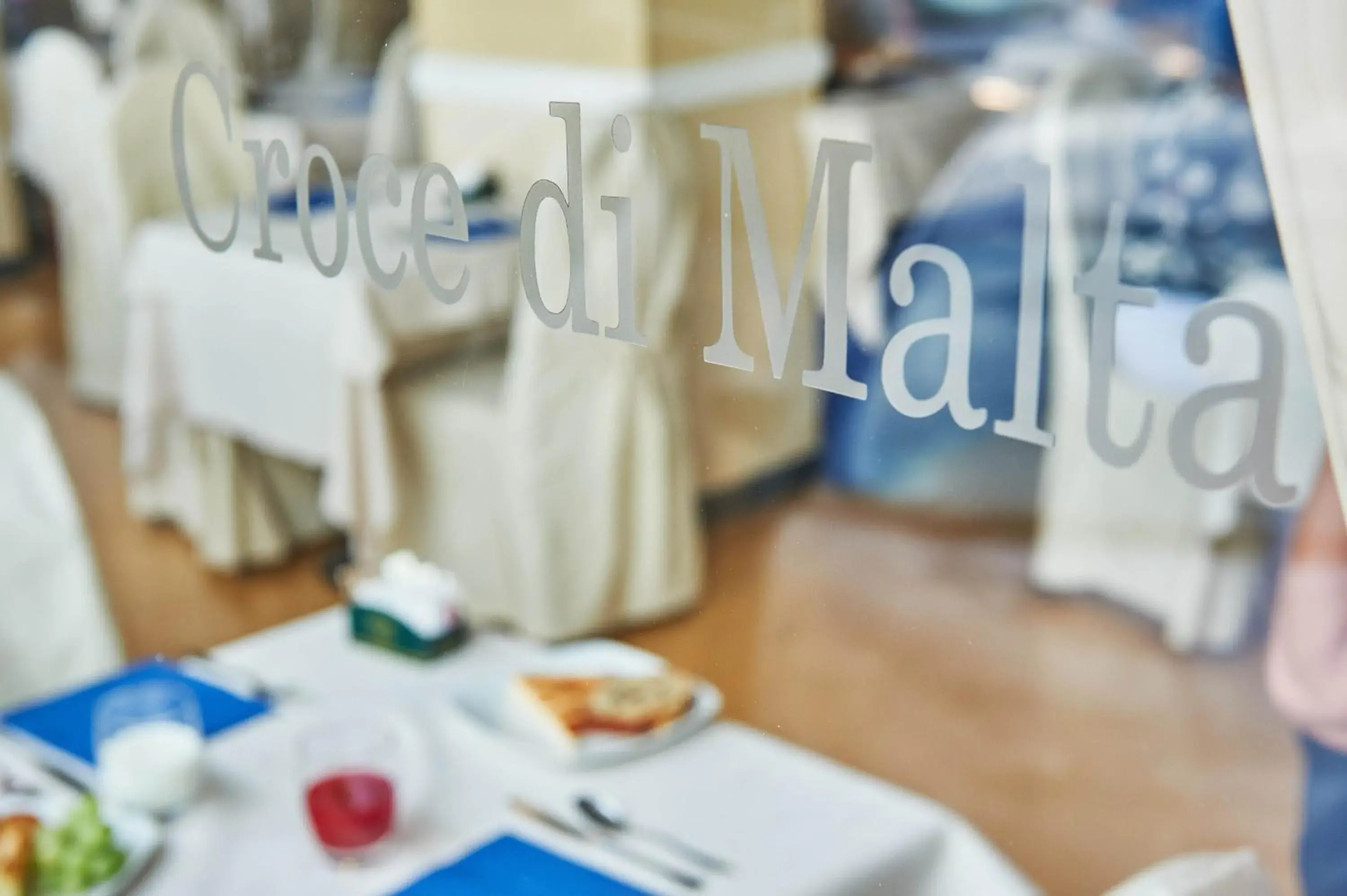 Quadruple Room in Hotel Croce Di Malta Quadruple Room in Hotel Croce Di Malta