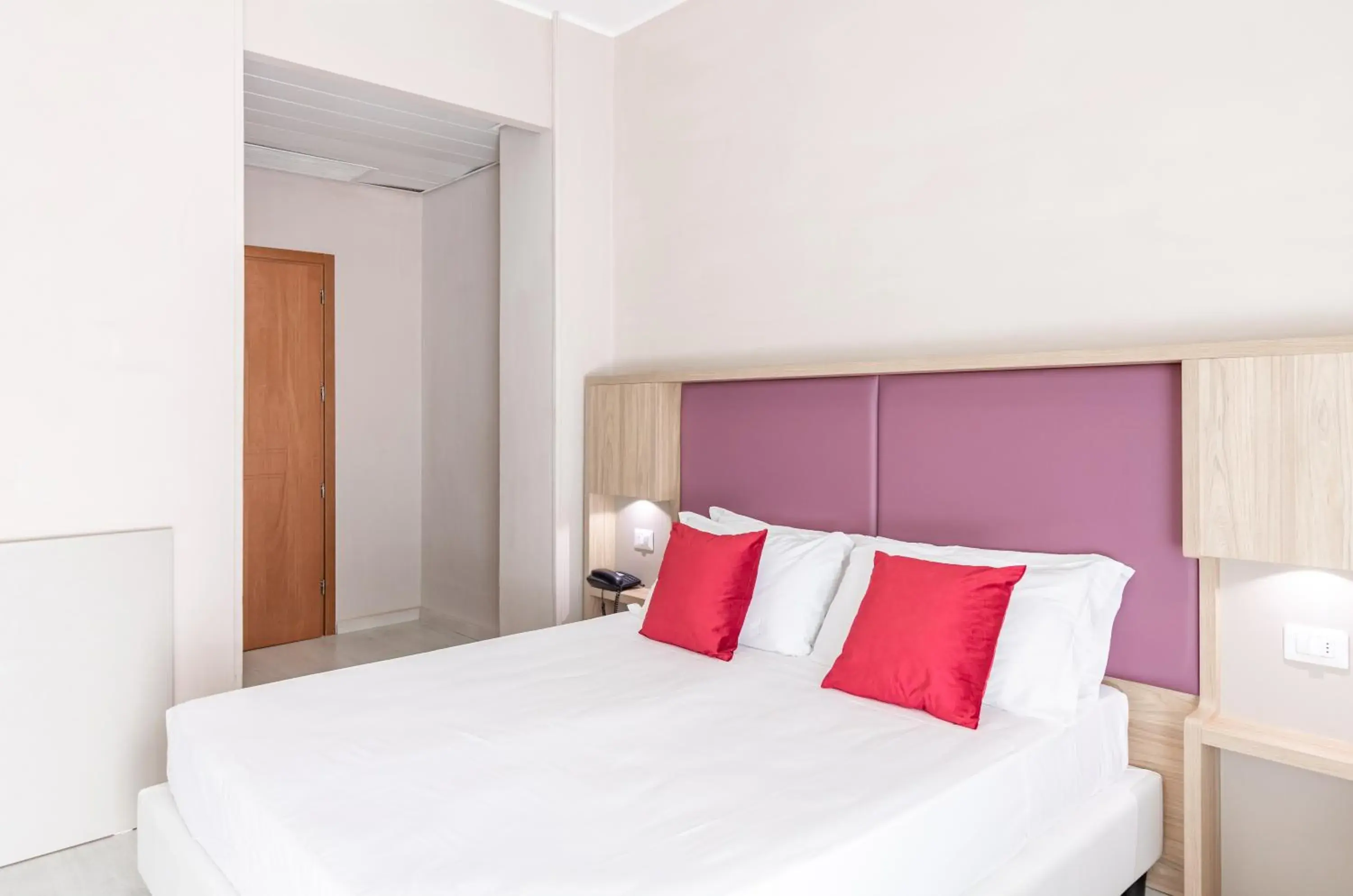 Economy Double or Twin Room - single occupancy in Hotel Biancamano Economy Double or Twin Room - single occupancy in Hotel Biancamano