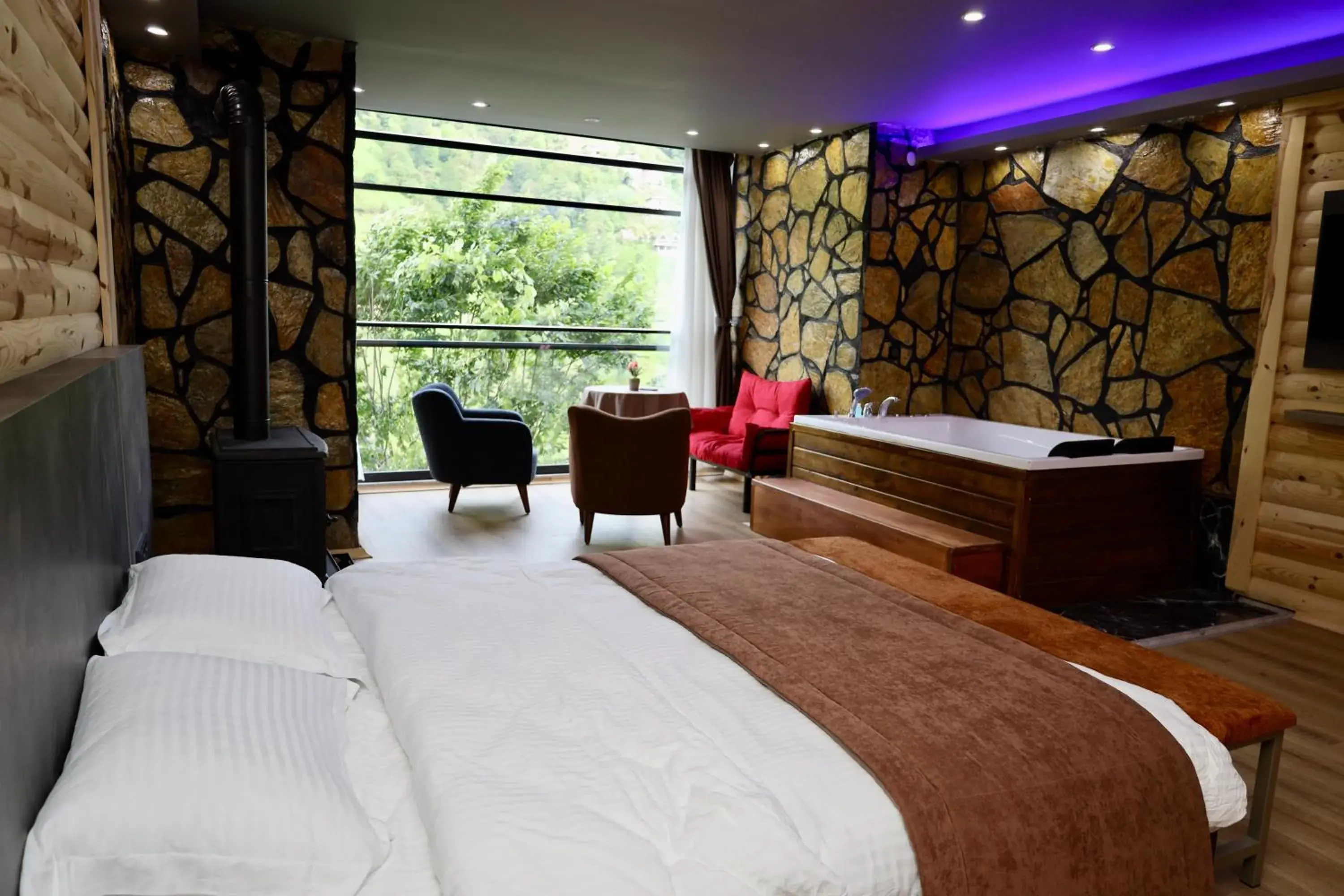 Double Room with Spa Bath in Yamacda Suit Otel Double Room with Spa Bath in Yamacda Suit Otel