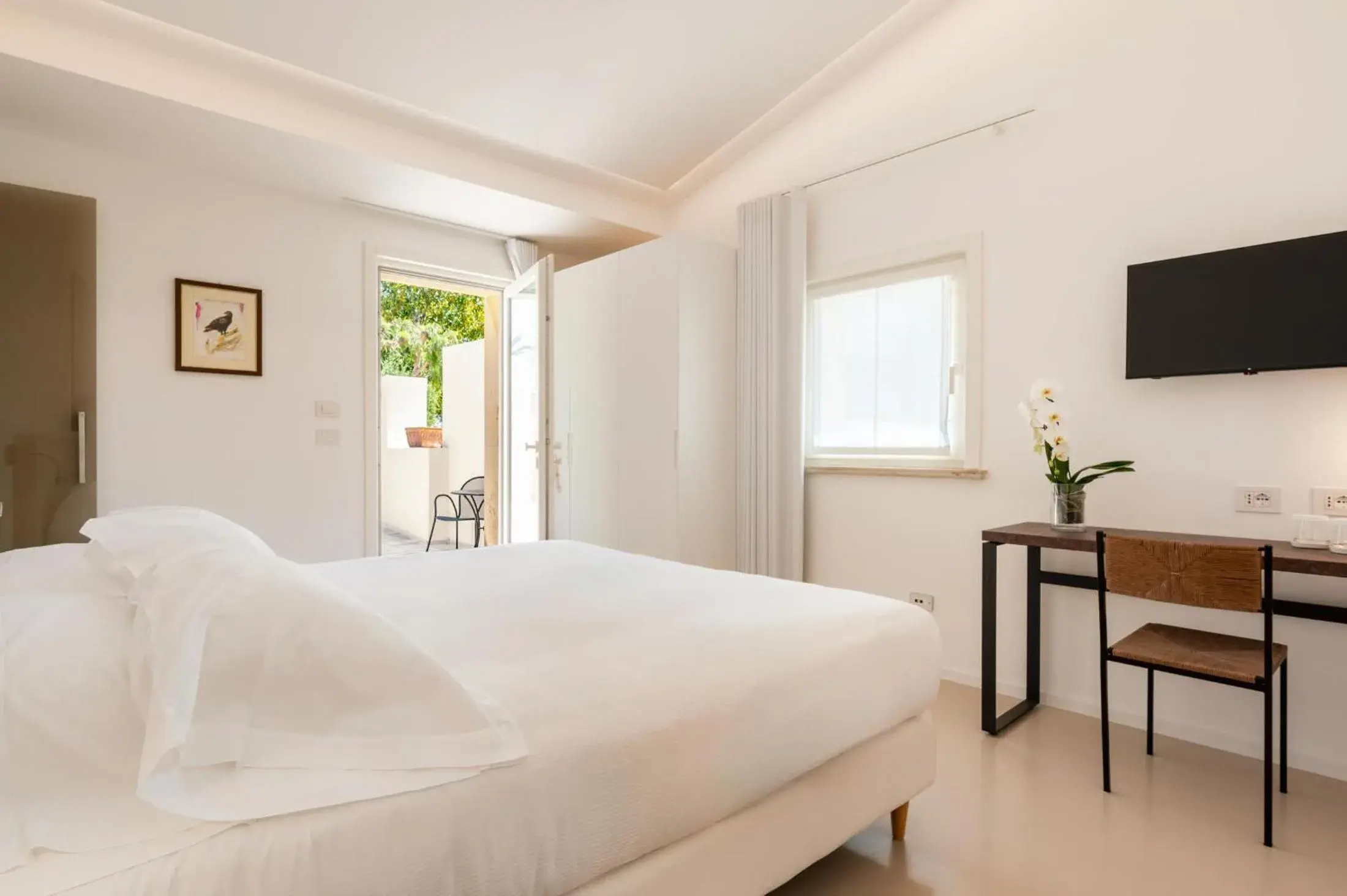Classic Double or Twin Room - single occupancy in Dimora Caiammari Luxury Hotel & Spa Classic Double or Twin Room - single occupancy in Dimora Caiammari Luxury Hotel & Spa