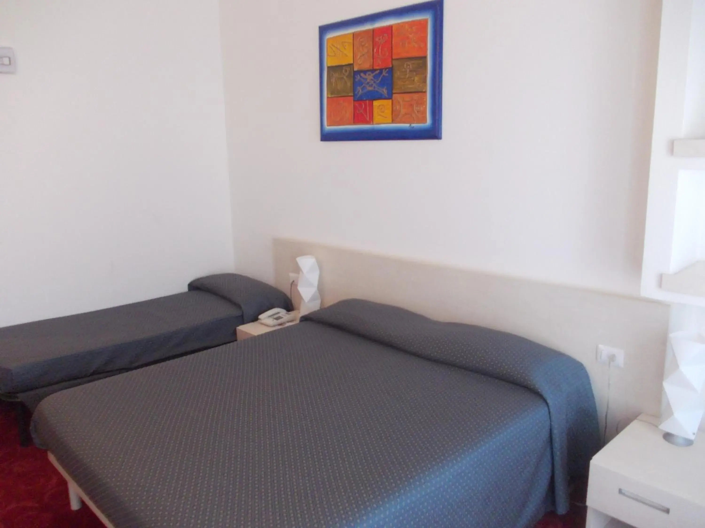 Triple Room in Croce Bianca Triple Room in Croce Bianca