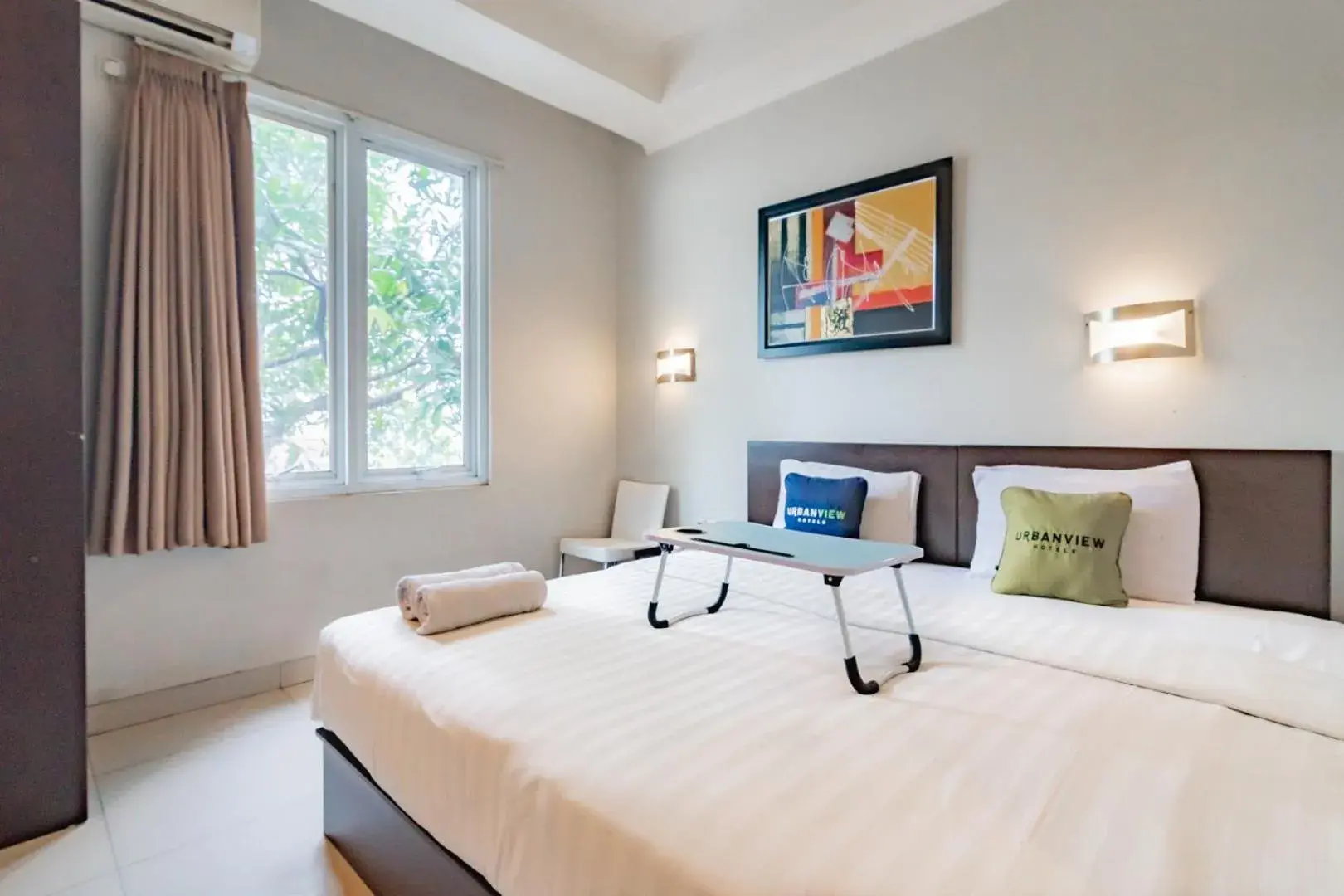 Deluxe Room in Urbanview Hotel Grand Malabar Bandung Deluxe Room in Urbanview Hotel Grand Malabar Bandung