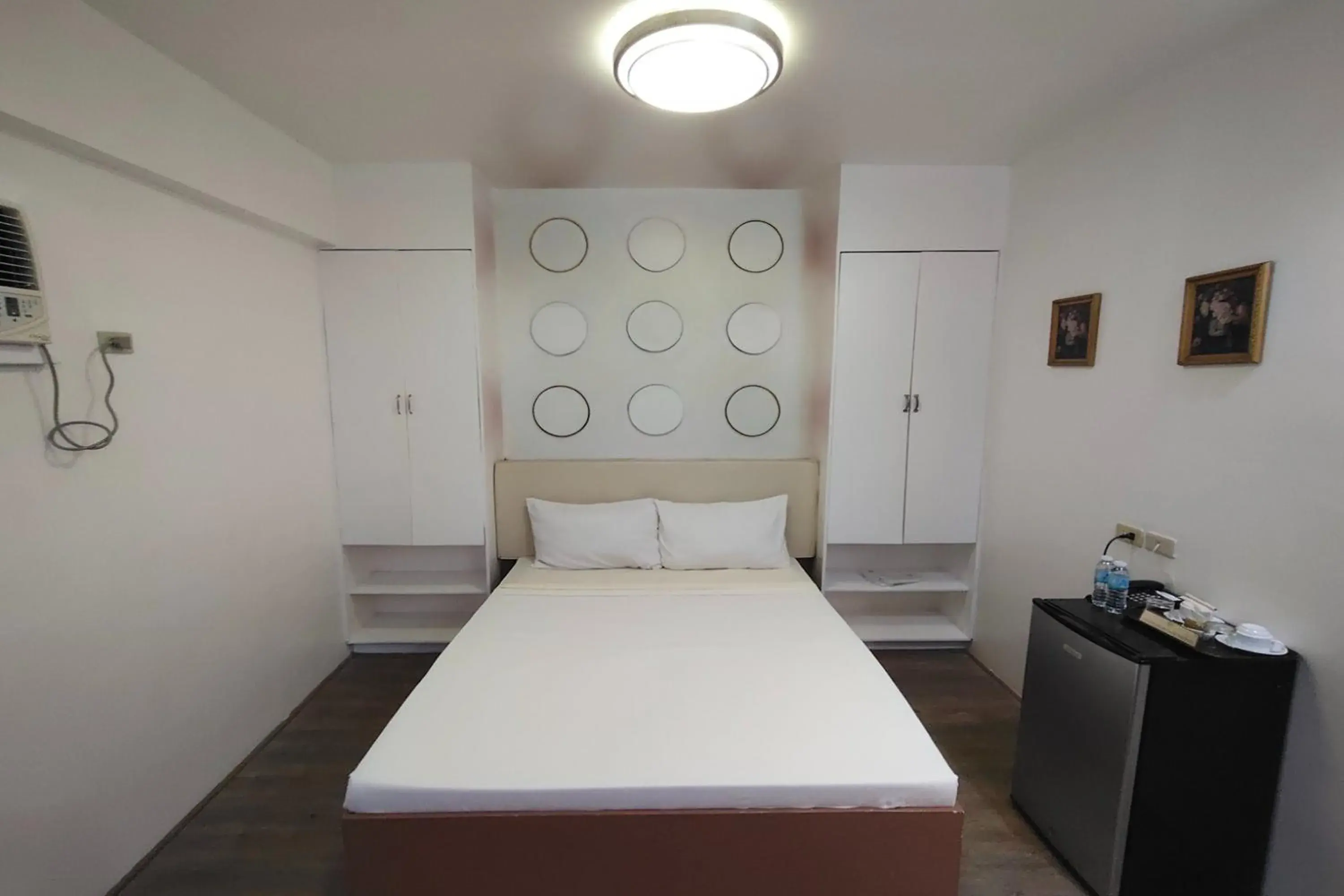 Deluxe Room in Bergamo Hotel Lingayen Deluxe Room in Bergamo Hotel Lingayen