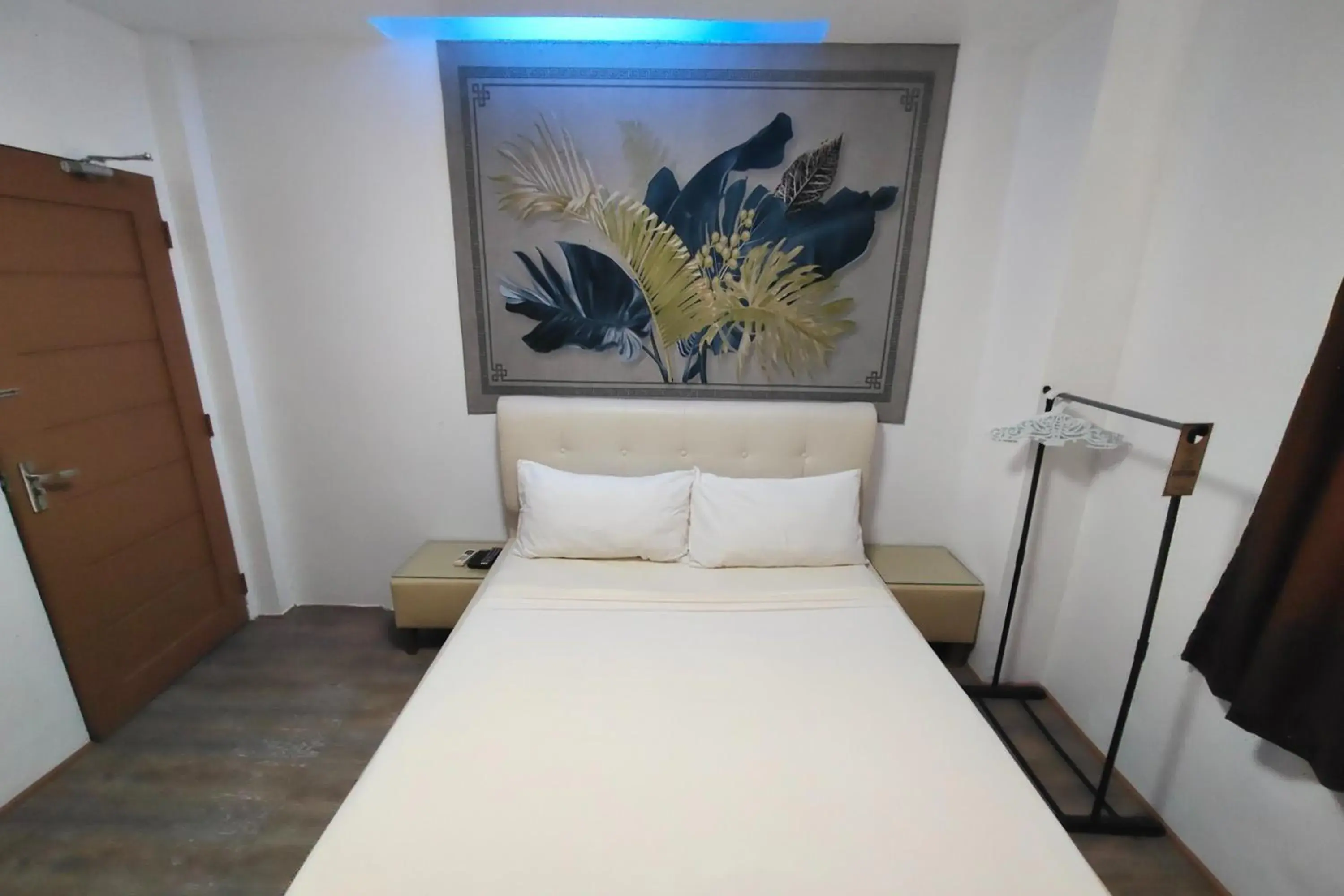Standard Double Room in Bergamo Hotel Lingayen Standard Double Room in Bergamo Hotel Lingayen