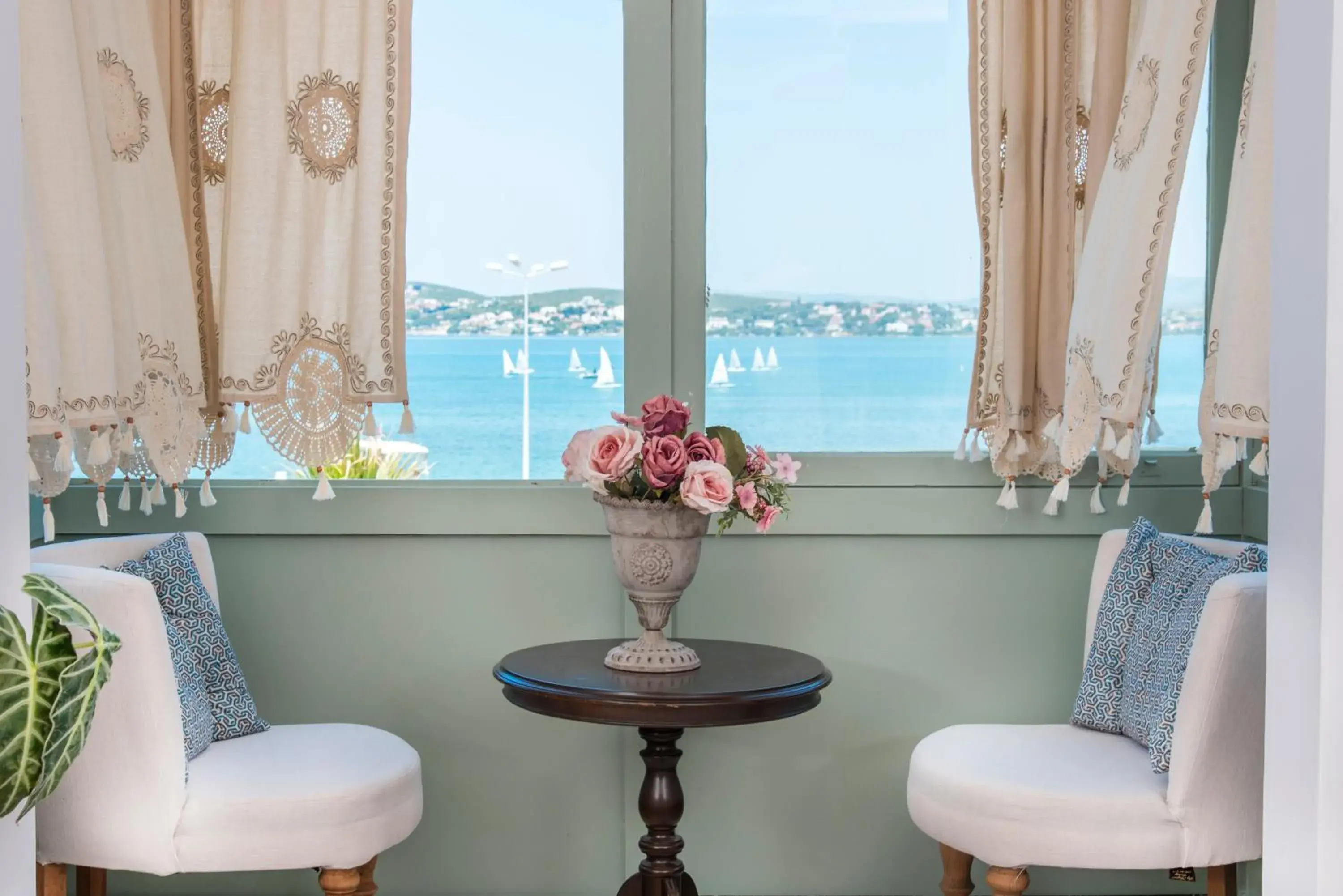 Deluxe Suite with Sea View in Cumbalıca Beach Hotel Deluxe Suite with Sea View in Cumbalıca Beach Hotel