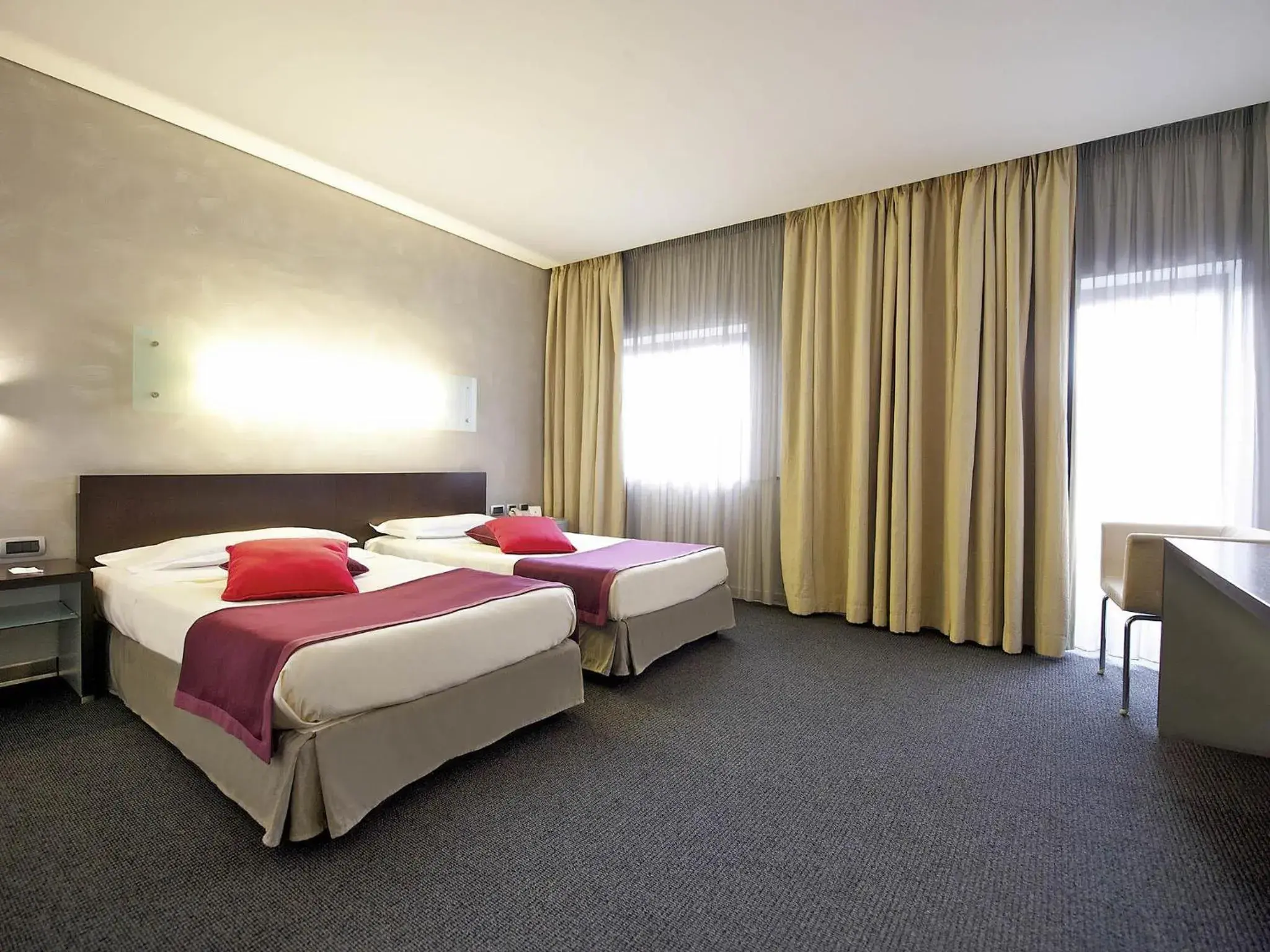 Standard Twin Room - single occupancy in Mercure Palermo Centro Standard Twin Room - single occupancy in Mercure Palermo Centro