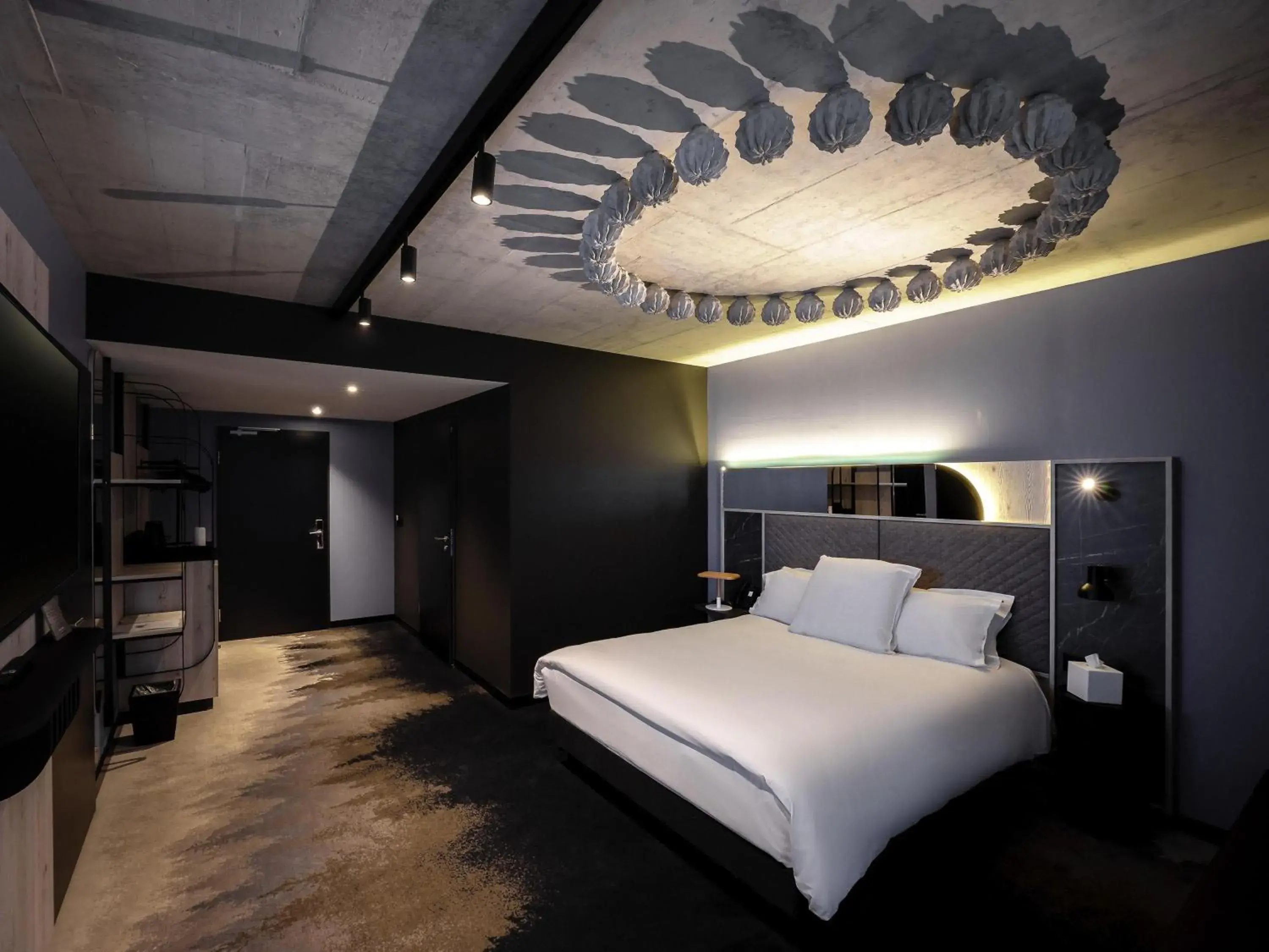 Classic Superior Queen Room with Sofa in Mercure Hotel Delémont Classic Superior Queen Room with Sofa in Mercure Hotel Delémont