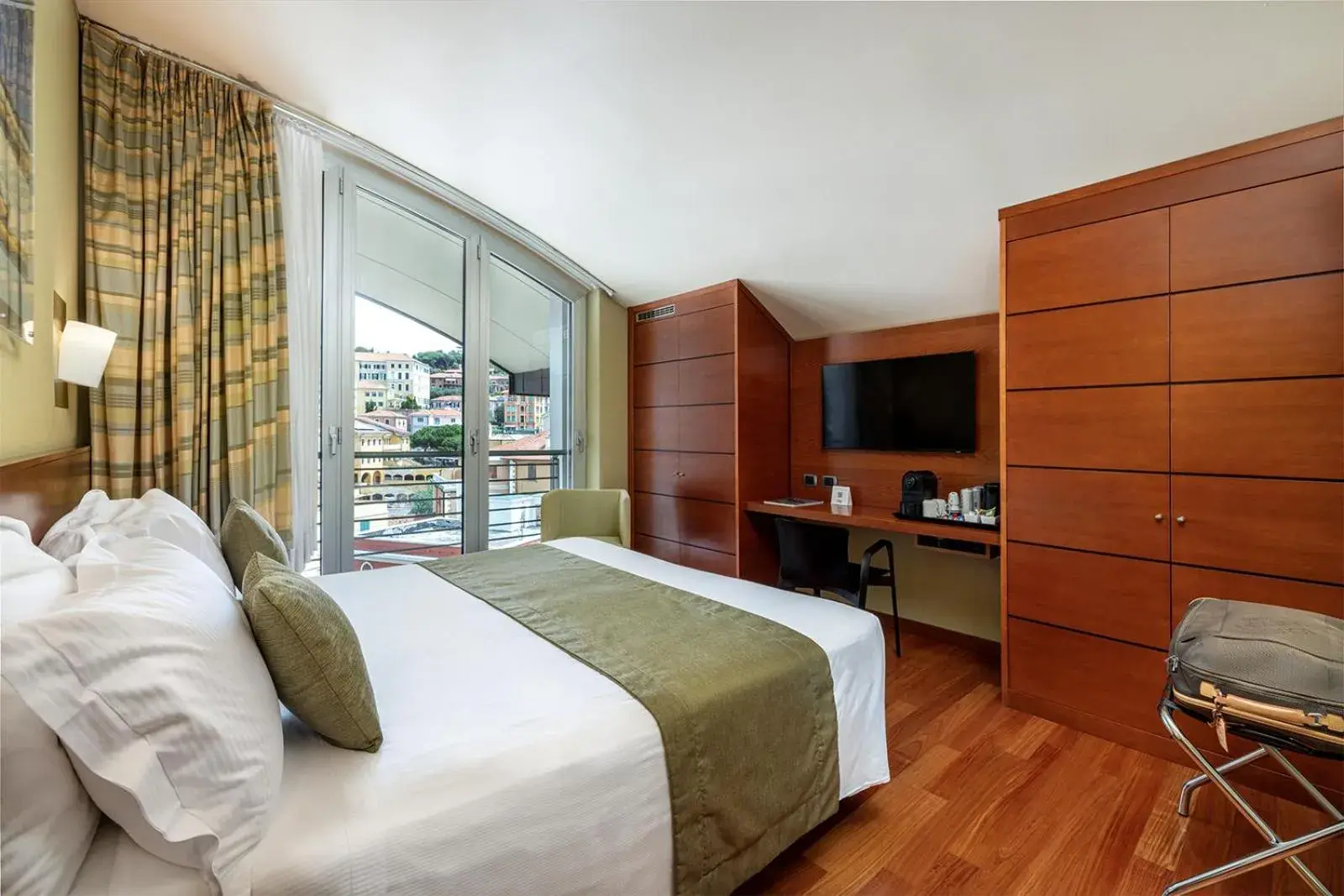 Executive Double or Twin Room in B&B HOTEL Imperia Rossini al Teatro Executive Double or Twin Room in B&B HOTEL Imperia Rossini al Teatro