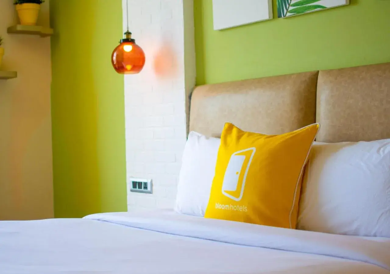 Standard King Room - single occupancy in Bloom Hotel - Gachibowli Standard King Room - single occupancy in Bloom Hotel - Gachibowli