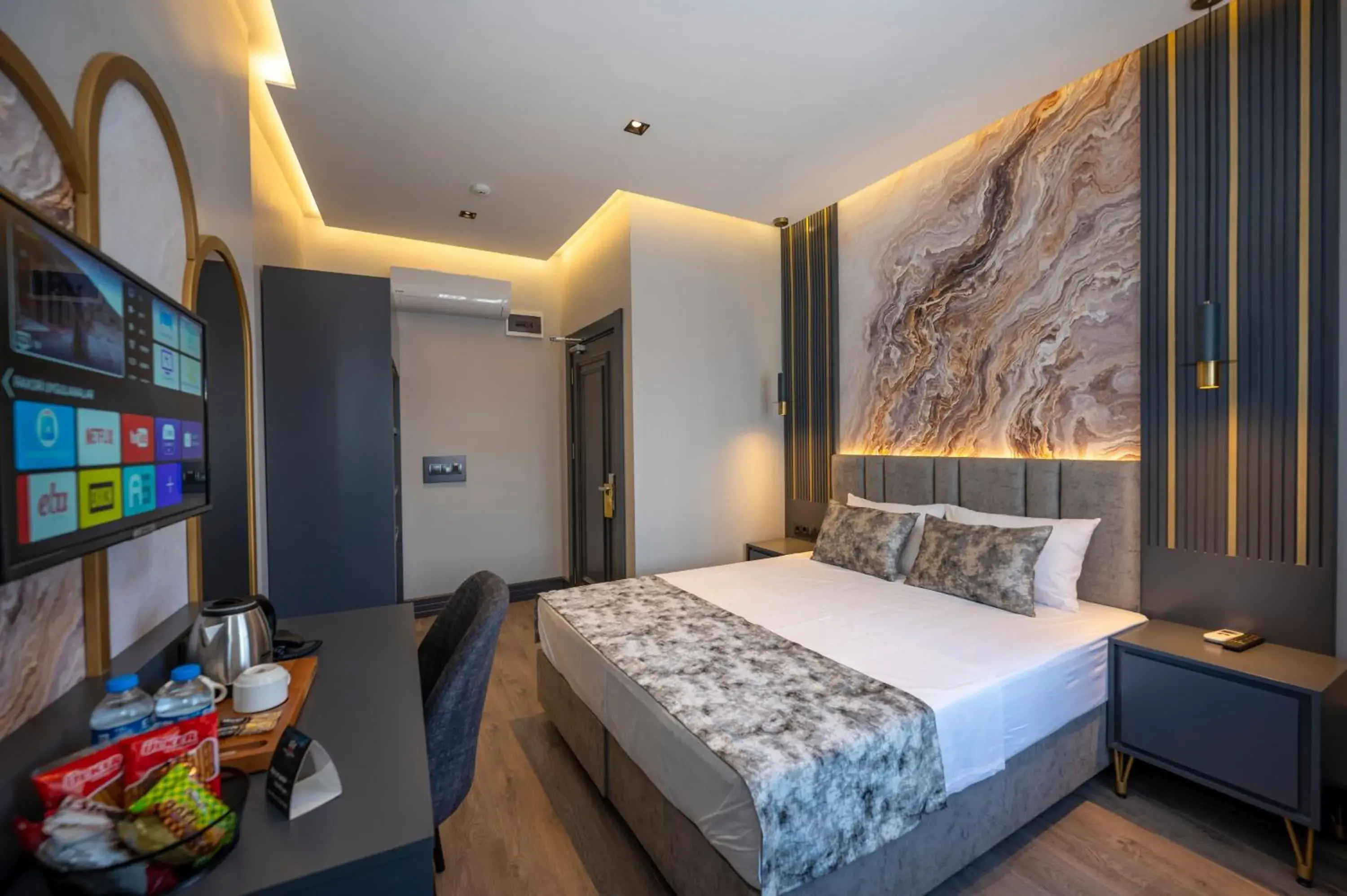 Superior Single Room in World Class Hotel & Breakfast , Nearby İstanbul Airport Superior Single Room in World Class Hotel & Breakfast , Nearby İstanbul Airport