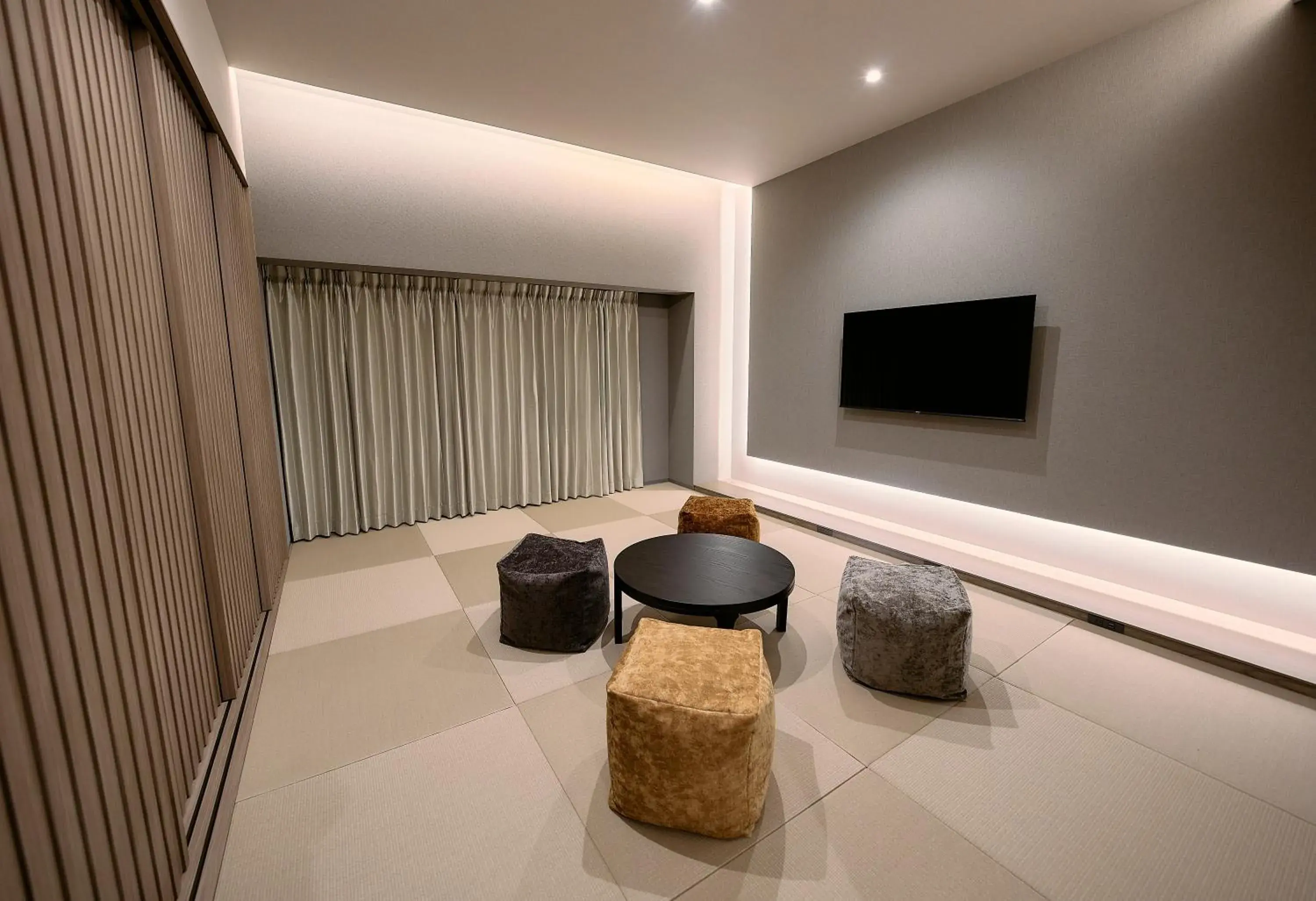 Japanese-Style Room in fav HIROSHIMA STADIUM Japanese-Style Room in fav HIROSHIMA STADIUM