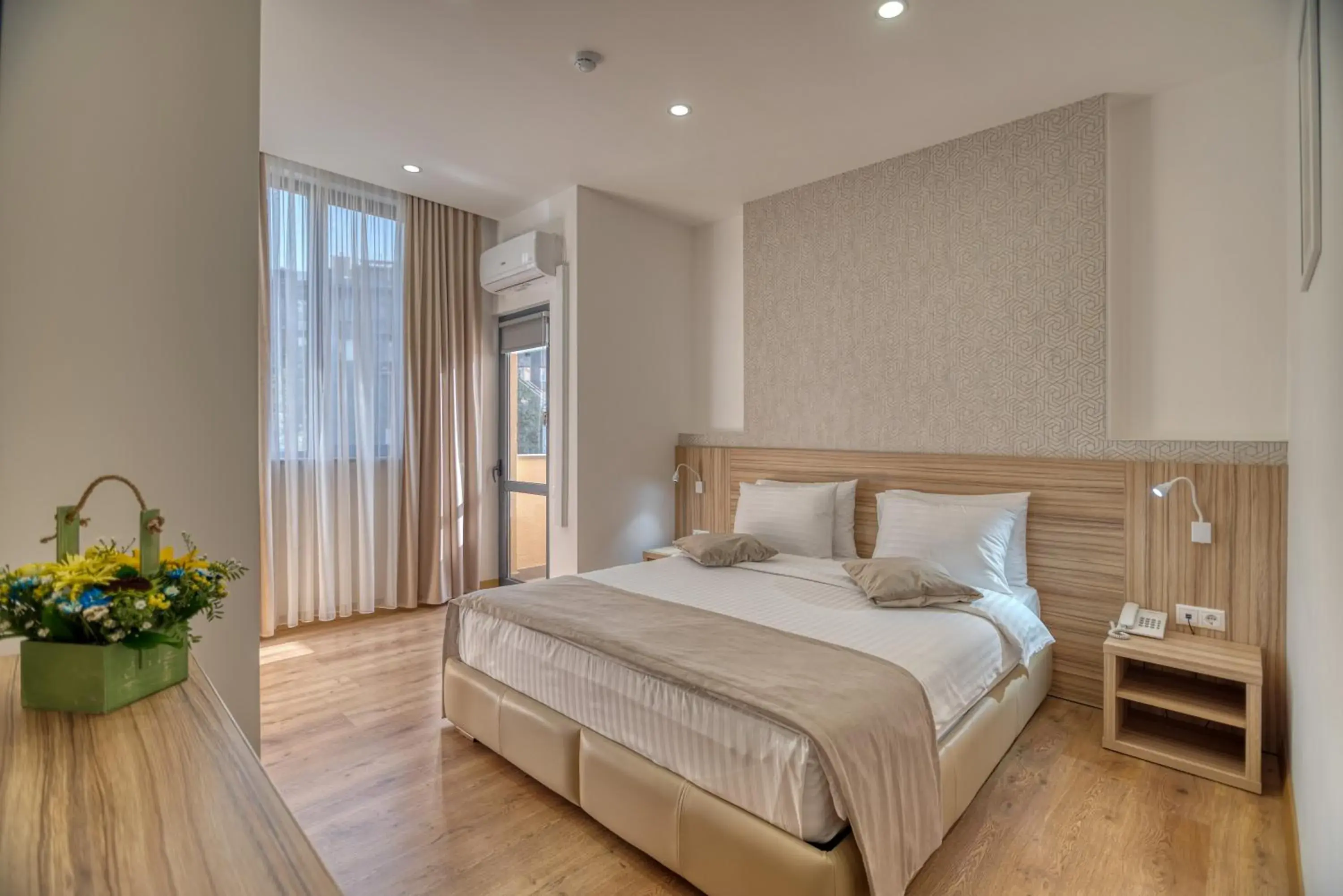 Deluxe Double or Twin Room with Balcony - single occupancy in Orbeli Hotel Yerevan Deluxe Double or Twin Room with Balcony - single occupancy in Orbeli Hotel Yerevan
