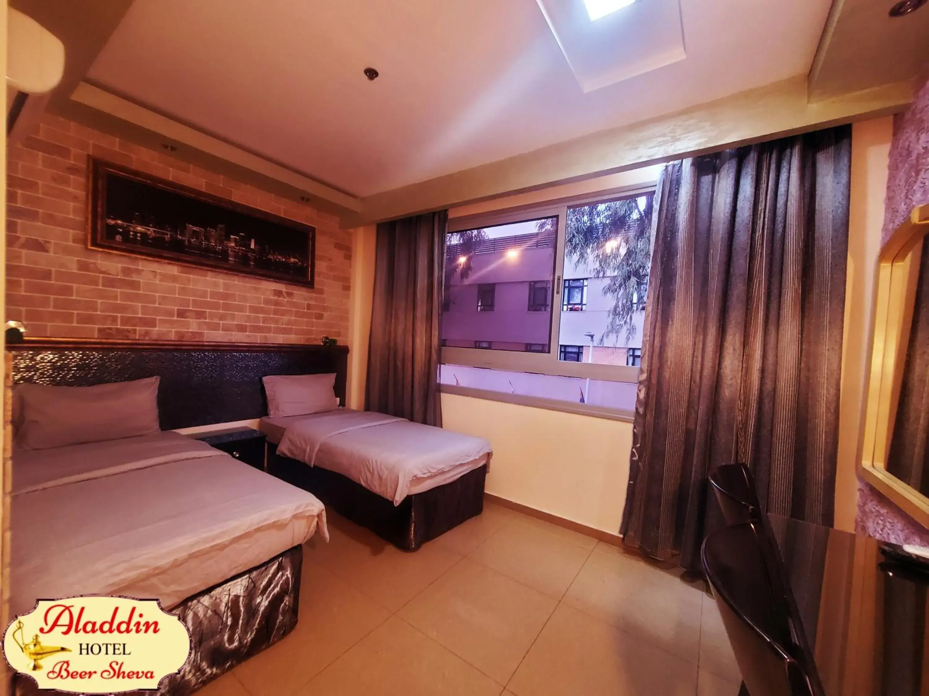 Double Room in Aladdin Hotel Beer Sheva Double Room in Aladdin Hotel Beer Sheva