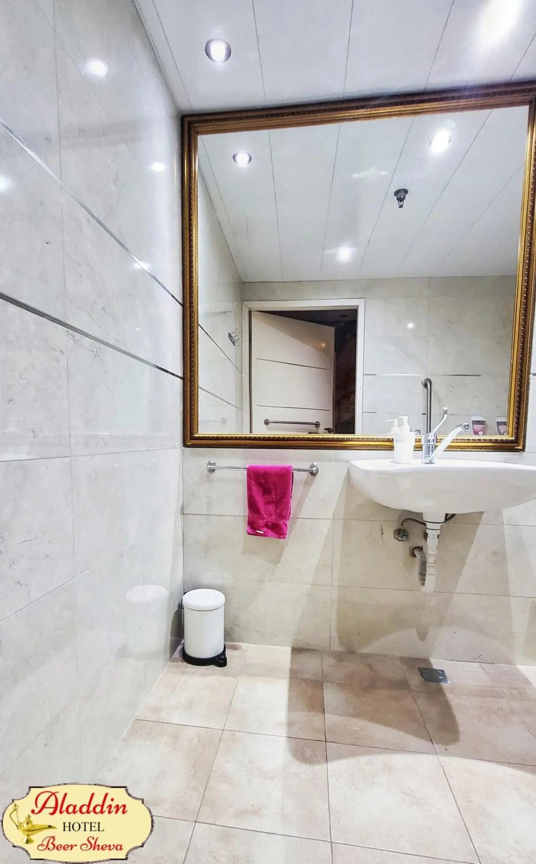 Triple Room in Aladdin Hotel Beer Sheva Triple Room in Aladdin Hotel Beer Sheva