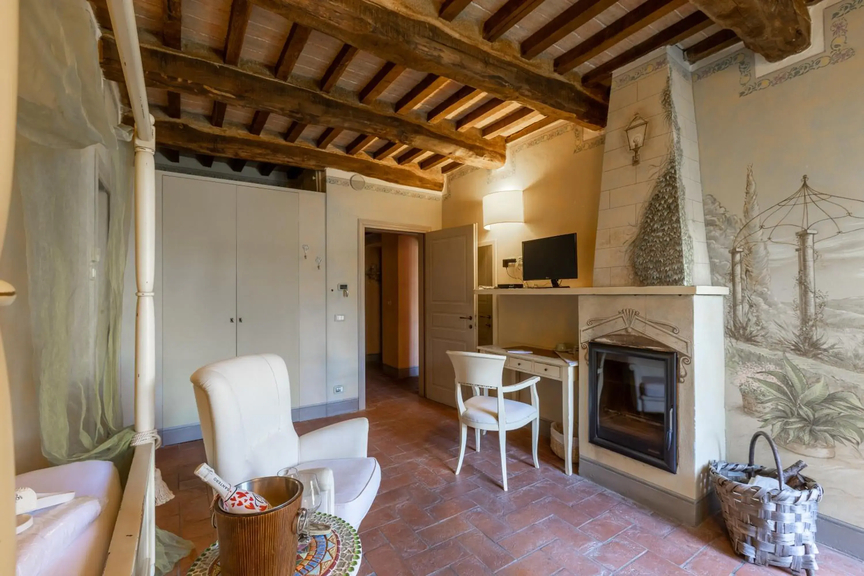 Romantic Double Room in La Melosa Resort & Spa Romantic Double Room in La Melosa Resort & Spa