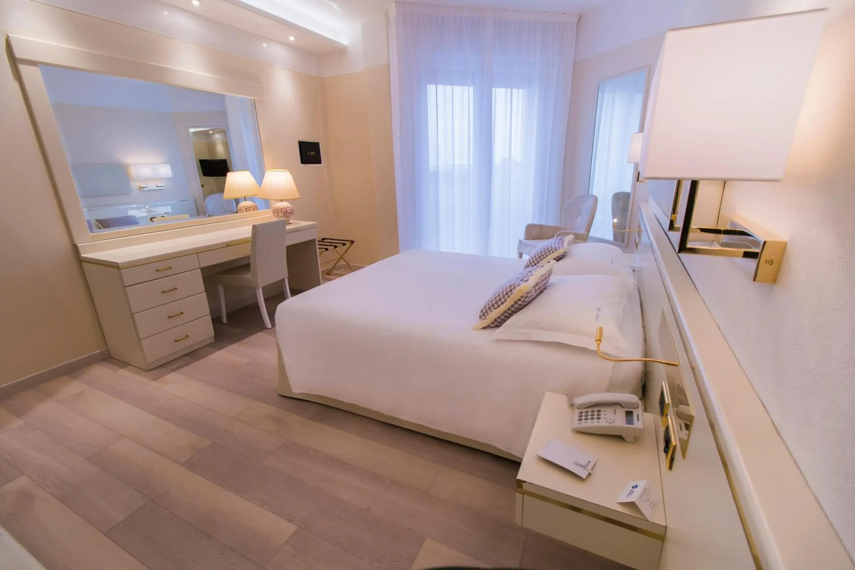 Comfort Double Room with Sea View in Hotel Bristol Comfort Double Room with Sea View in Hotel Bristol