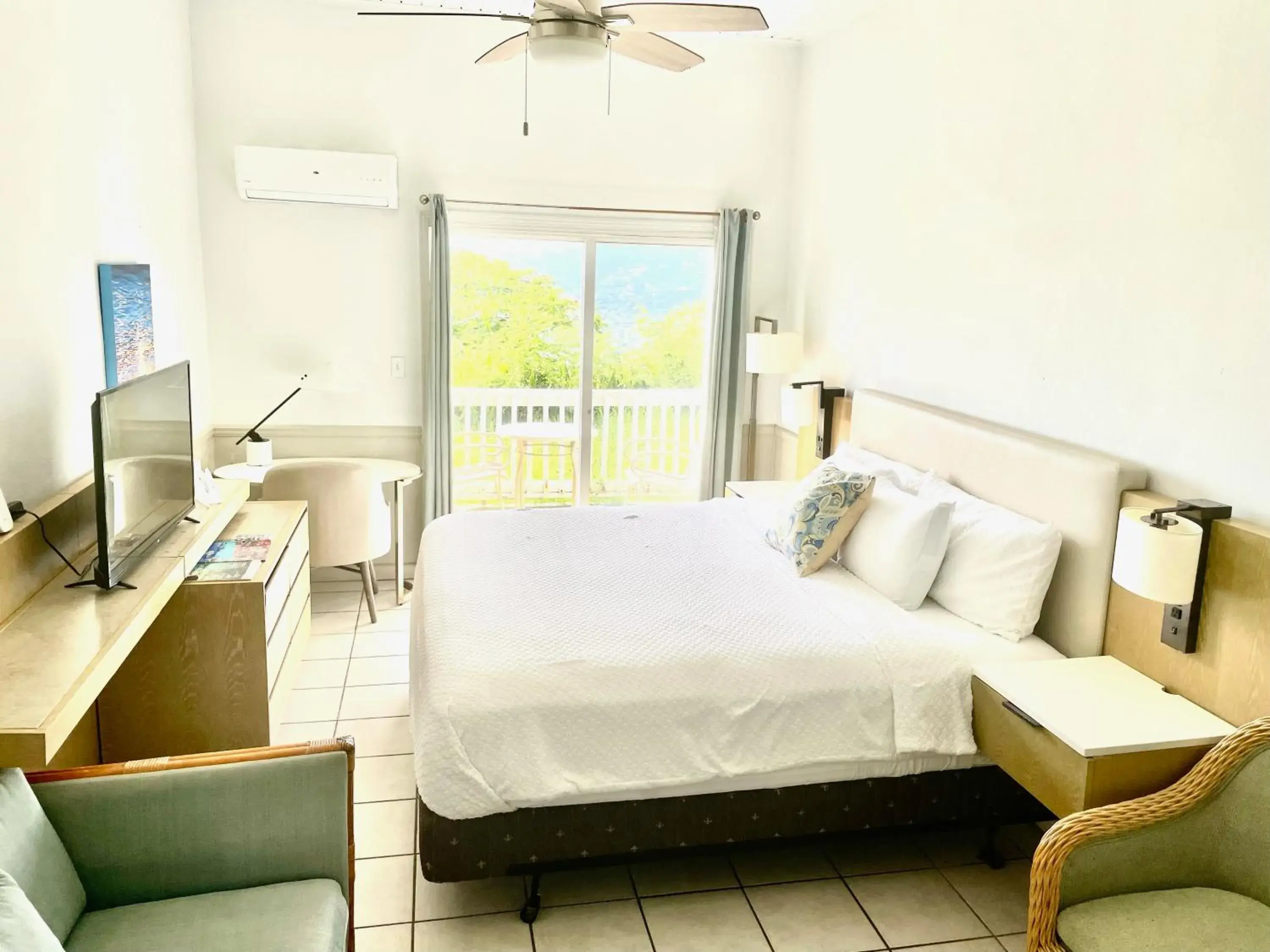 King Studio with Sofa Bed in Boundless Bliss Hotel King Studio with Sofa Bed in Boundless Bliss Hotel