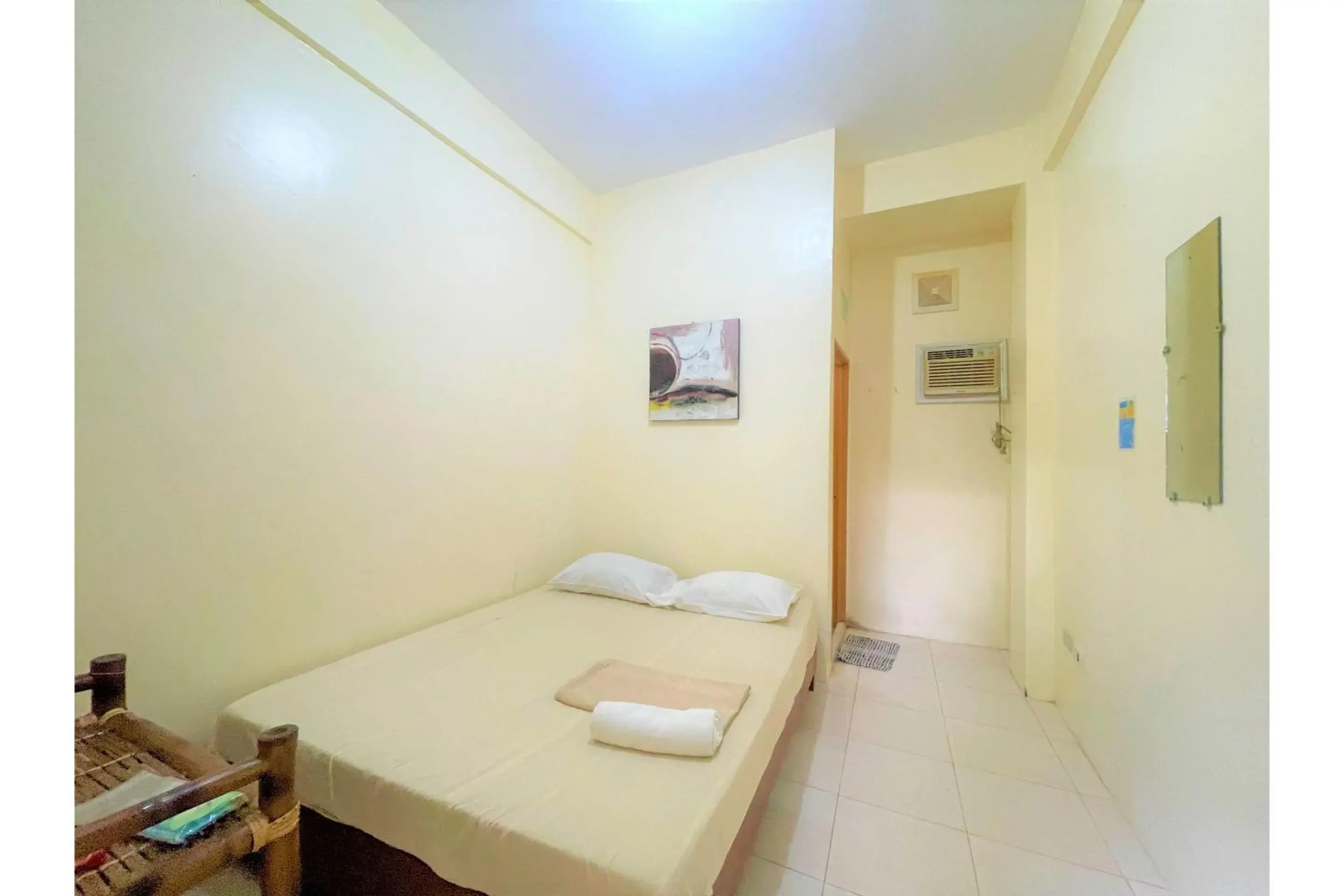 Standard Double Room in OYO 876 Escurel Inn Boracay Standard Double Room in OYO 876 Escurel Inn Boracay