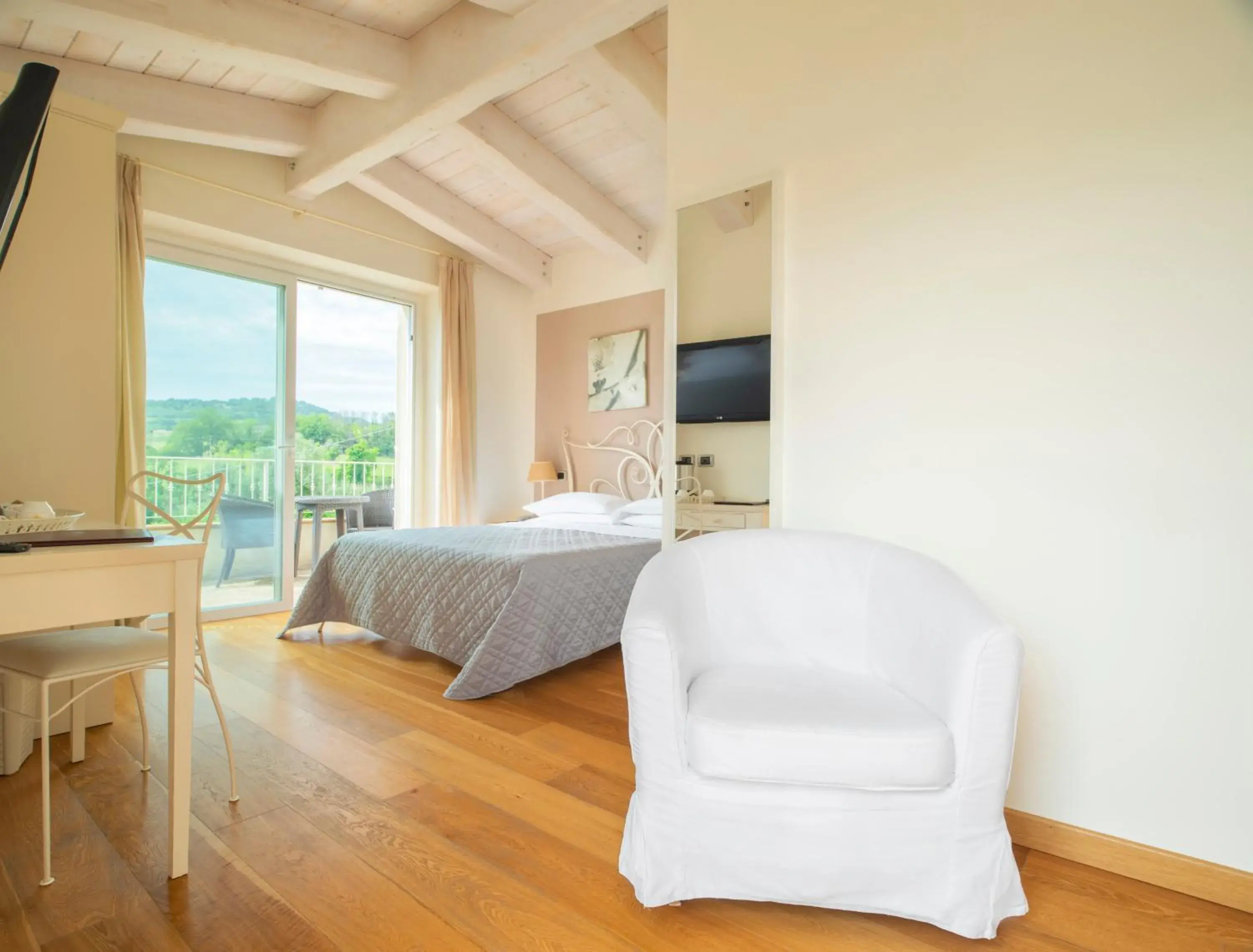 Double Junior Suite - single occupancy - Annex in Hotel Giardino Suites&Spa Double Junior Suite - single occupancy - Annex in Hotel Giardino Suites&Spa