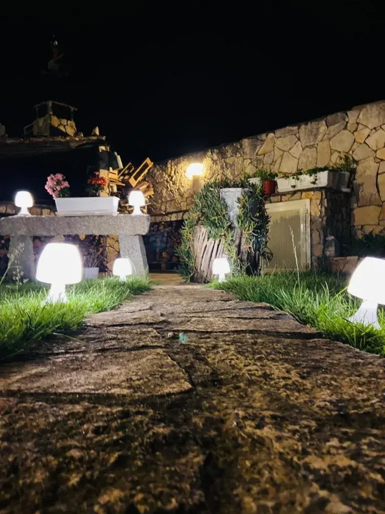 Deluxe Room (2 Adults + 1 Child) in B&B Il Sentiero Deluxe Room (2 Adults + 1 Child) in B&B Il Sentiero