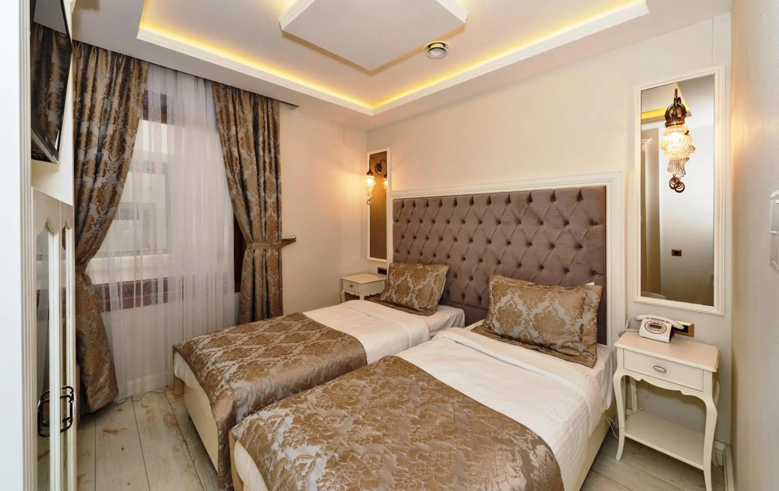 Single Room in Zeynep Sultan Hotel Single Room in Zeynep Sultan Hotel
