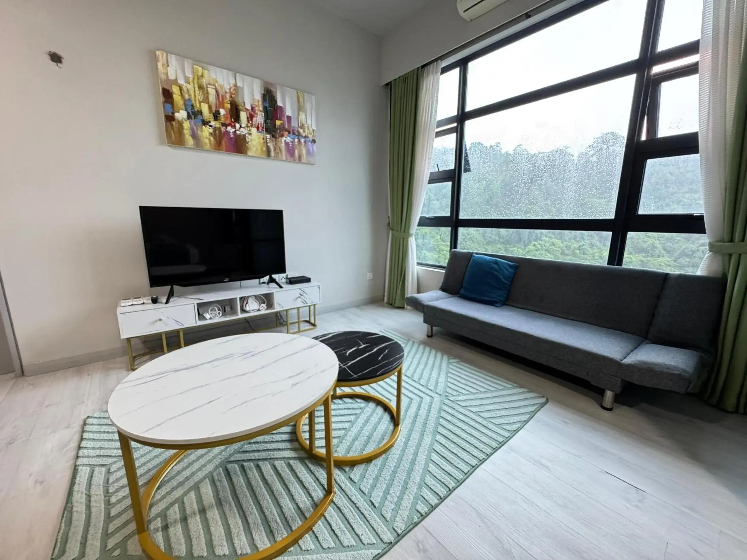 Two-Bedroom Apartment with Mountain View in Sunset Seaview Vacation Condos @ Jesselton Quay Two-Bedroom Apartment with Mountain View in Sunset Seaview Vacation Condos @ Jesselton Quay