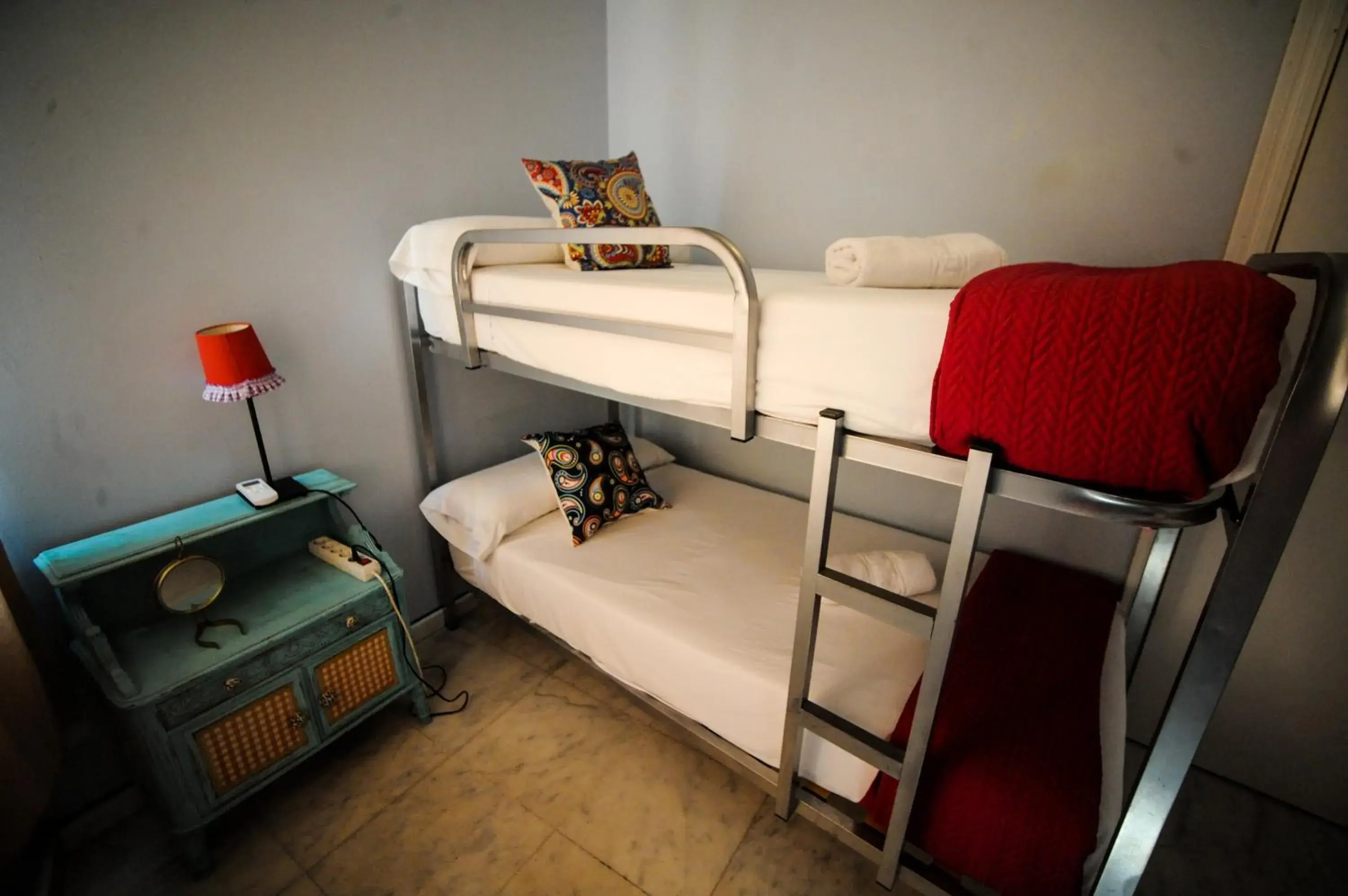 Double Room with Bunk Bed in La Flamenka Hostel Double Room with Bunk Bed in La Flamenka Hostel