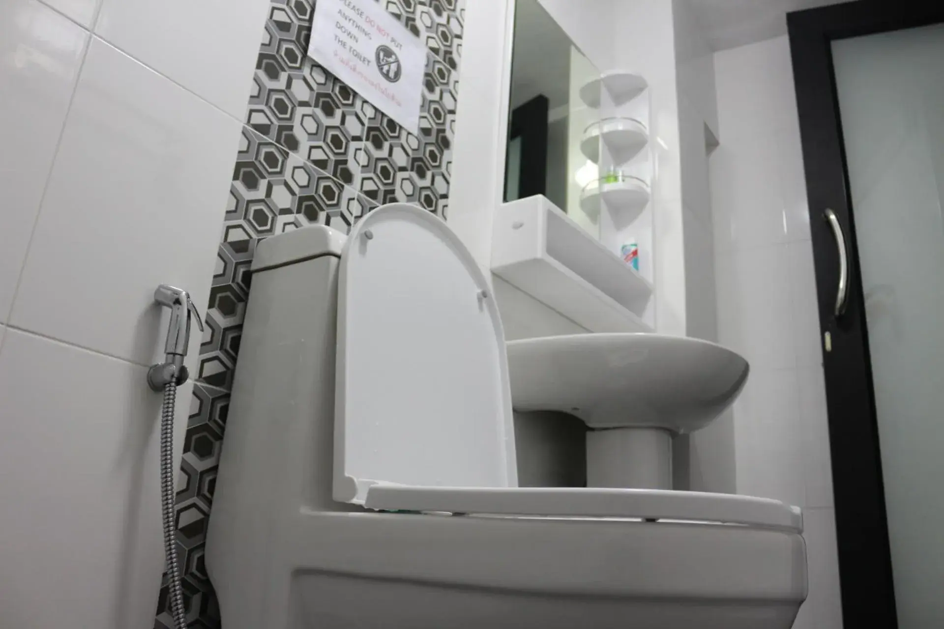 Family Room (6-Bunk Bed) in Beehive Phuket Old Town Hostel Family Room (6-Bunk Bed) in Beehive Phuket Old Town Hostel