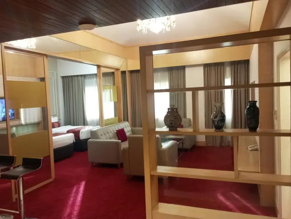 Two-Bedroom Apartment in The Avenue M Two-Bedroom Apartment in The Avenue M