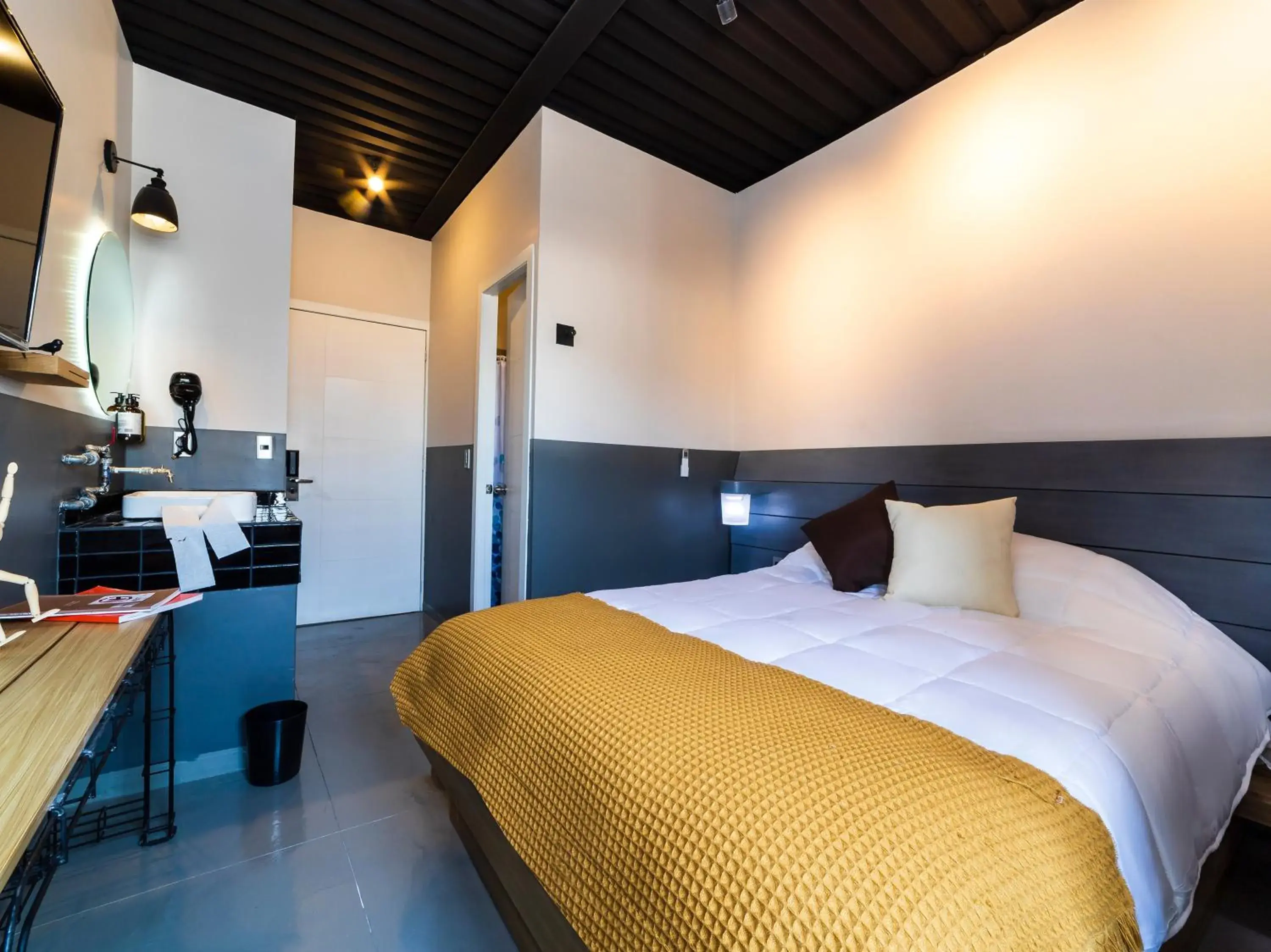 Queen Room in Hotel NEXT Queen Room in Hotel NEXT