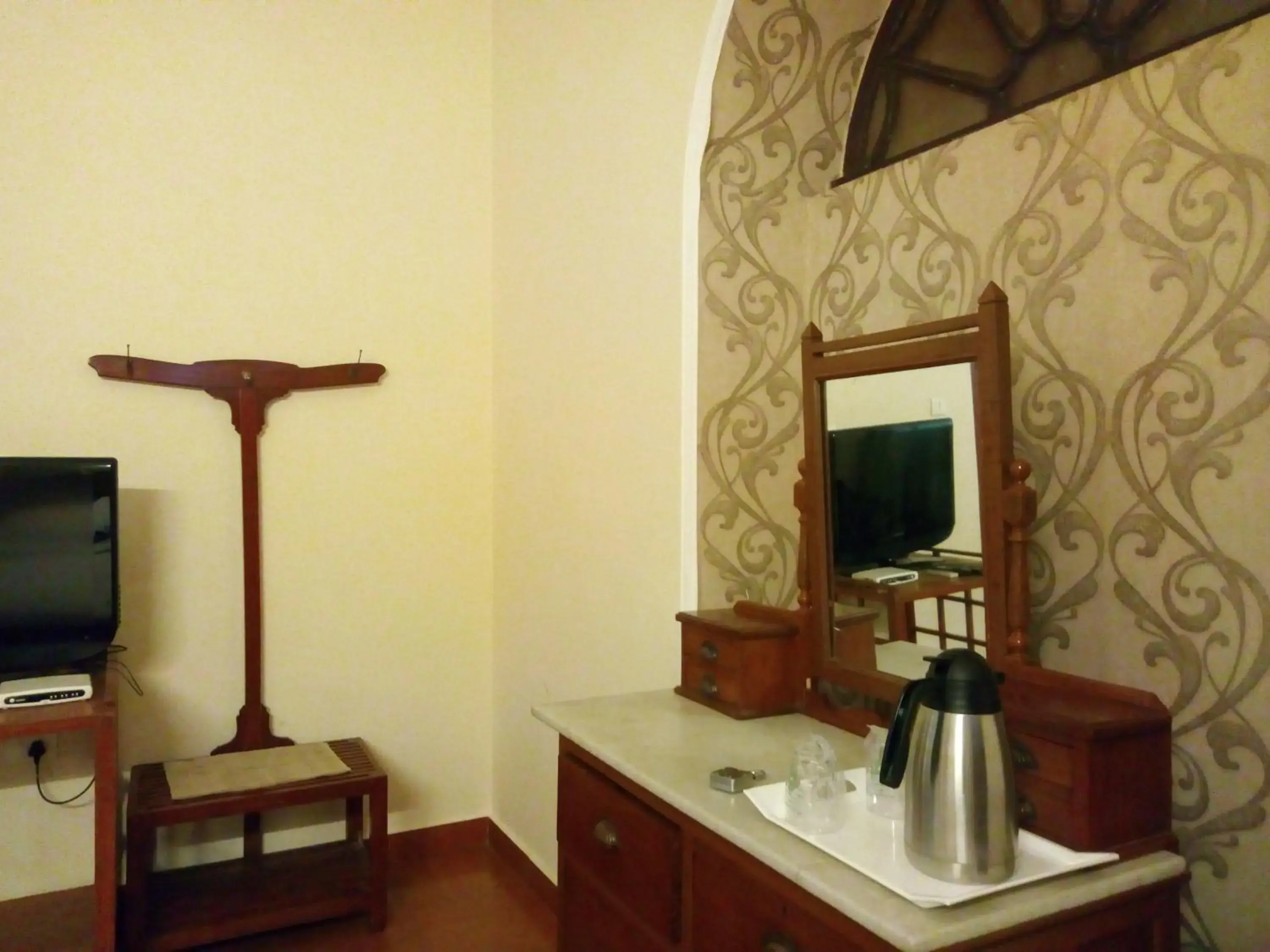 Suite in Taj Mahal Hotel Abids Suite in Taj Mahal Hotel Abids