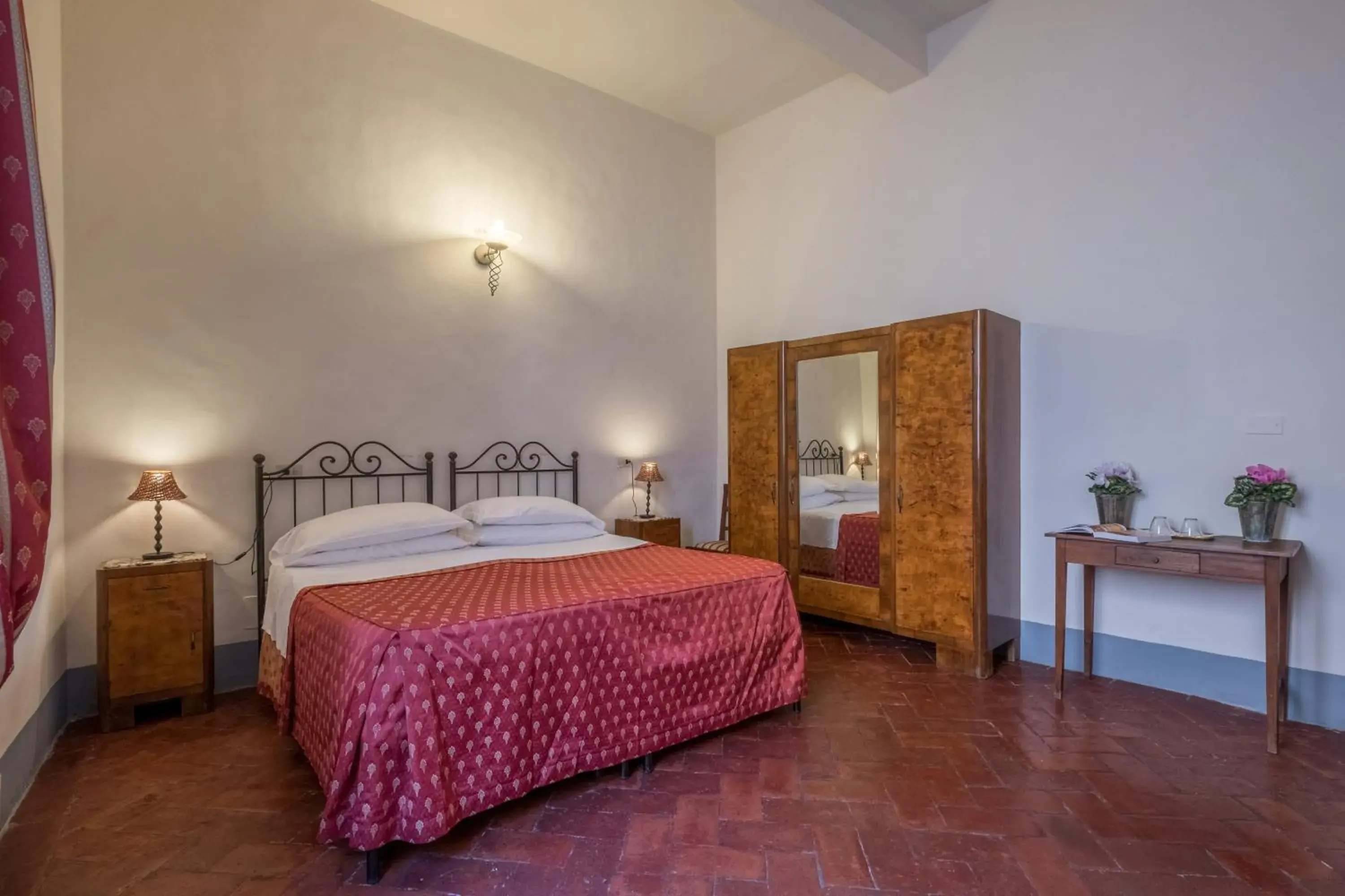 Premium Quadruple Room in B&B Home in Florence Premium Quadruple Room in B&B Home in Florence