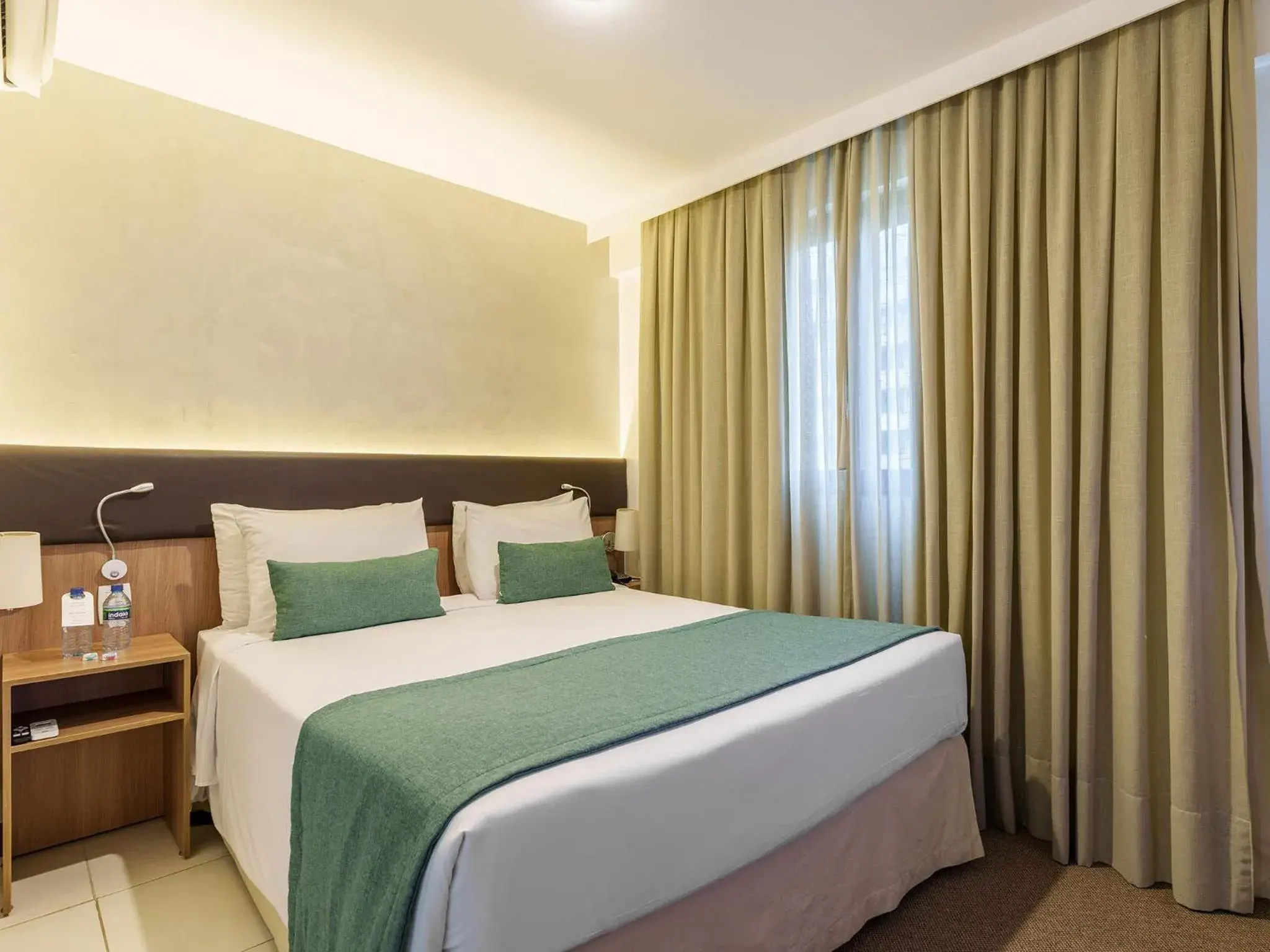 Deluxe Double Room in Athos Bulcão Hplus Executive Deluxe Double Room in Athos Bulcão Hplus Executive