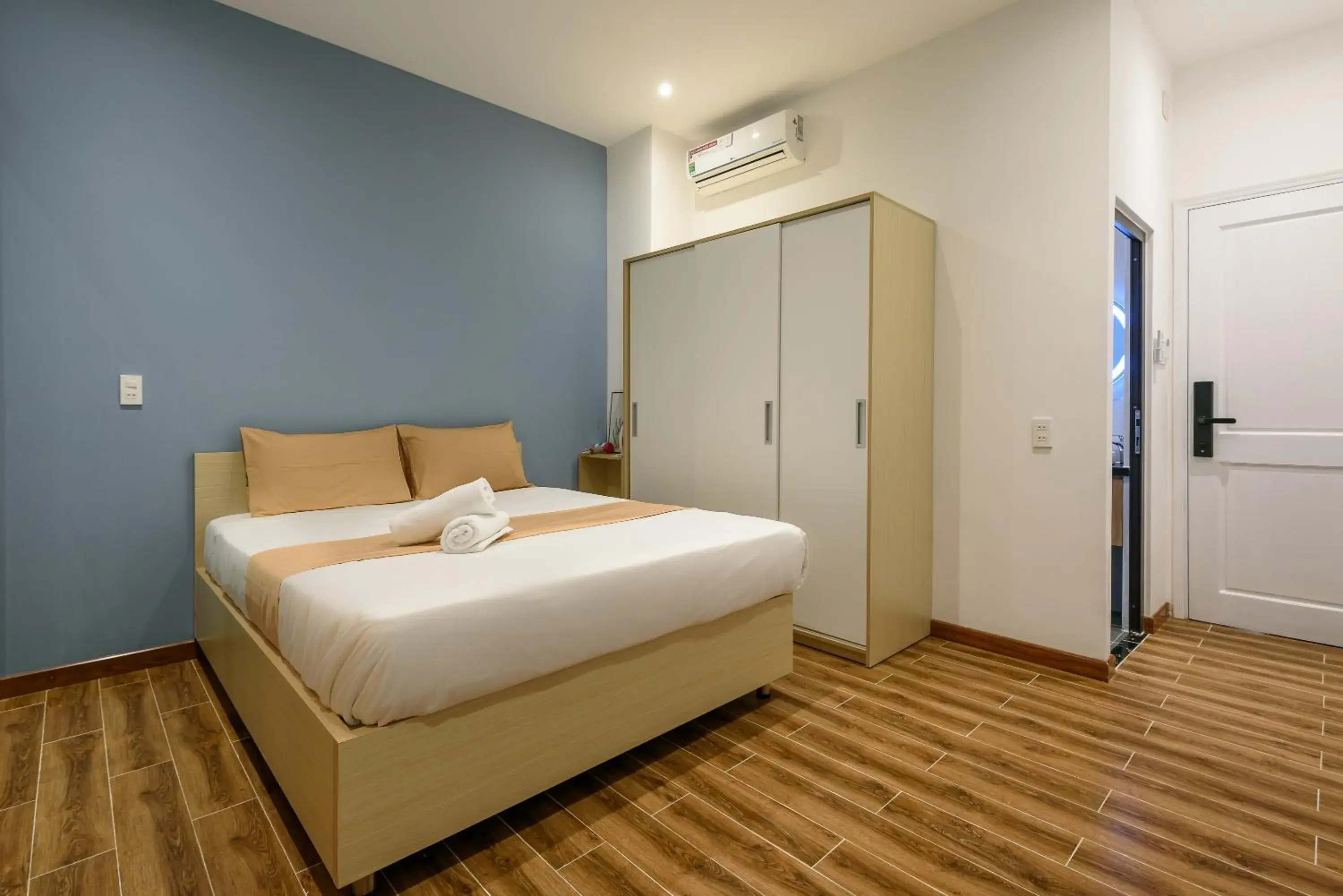 Cozrum Homes - June Corner Cozrum Homes - June Corner