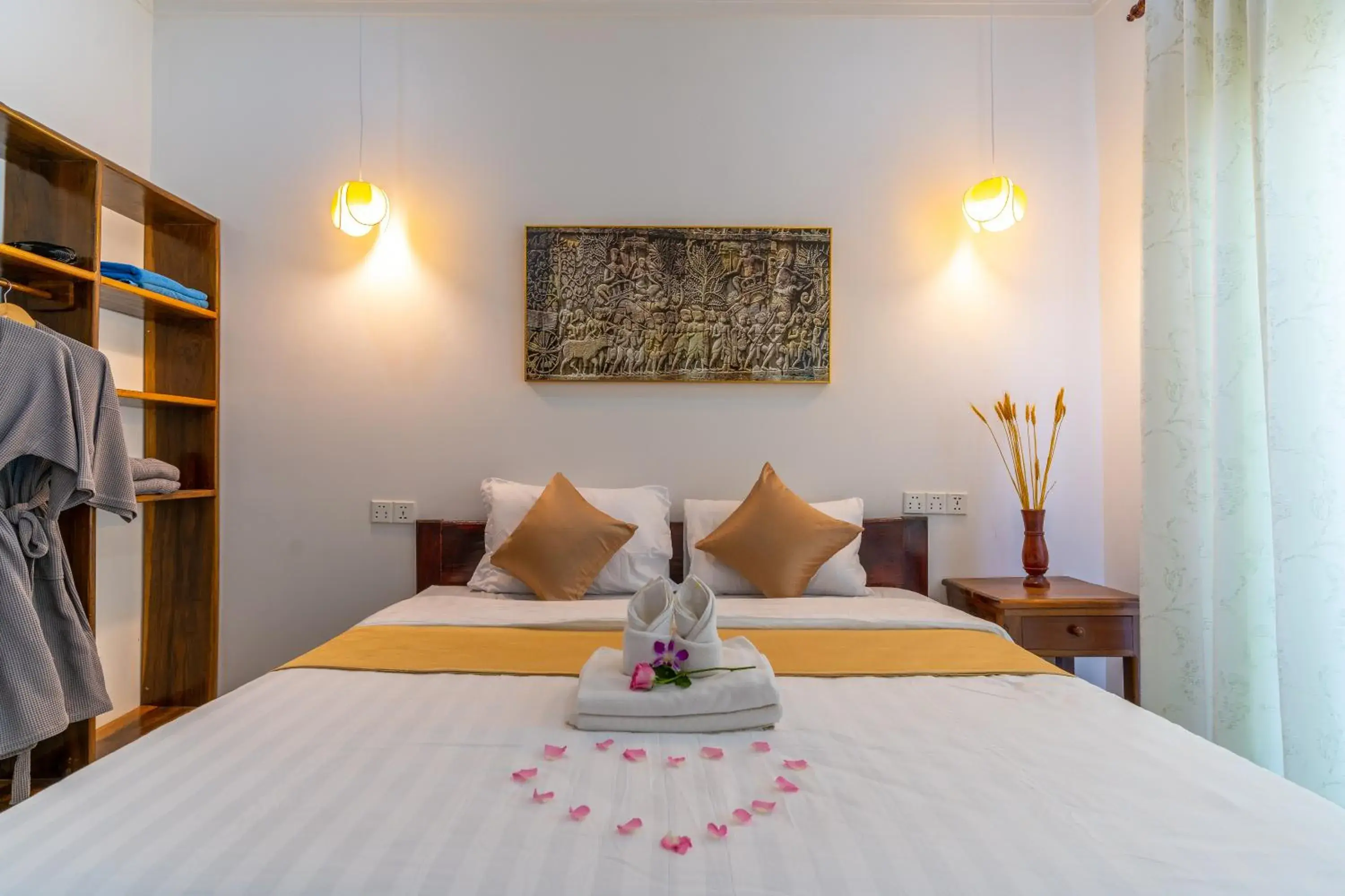 Deluxe Double Room in Angkor Rithy Boutiquese Deluxe Double Room in Angkor Rithy Boutiquese