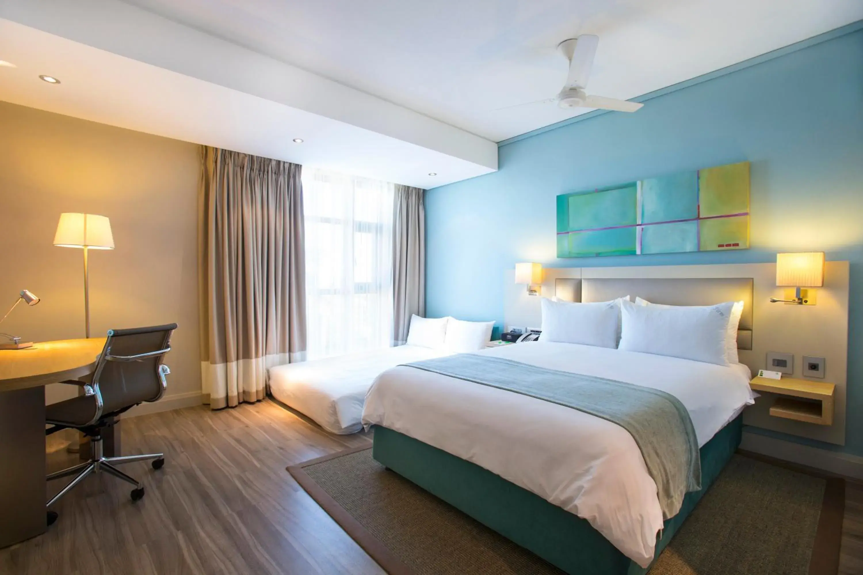 Standard Queen Room with Single Sofa Bed in Holiday Inn Mauritius Mon Trésor by IHG Standard Queen Room with Single Sofa Bed in Holiday Inn Mauritius Mon Trésor by IHG