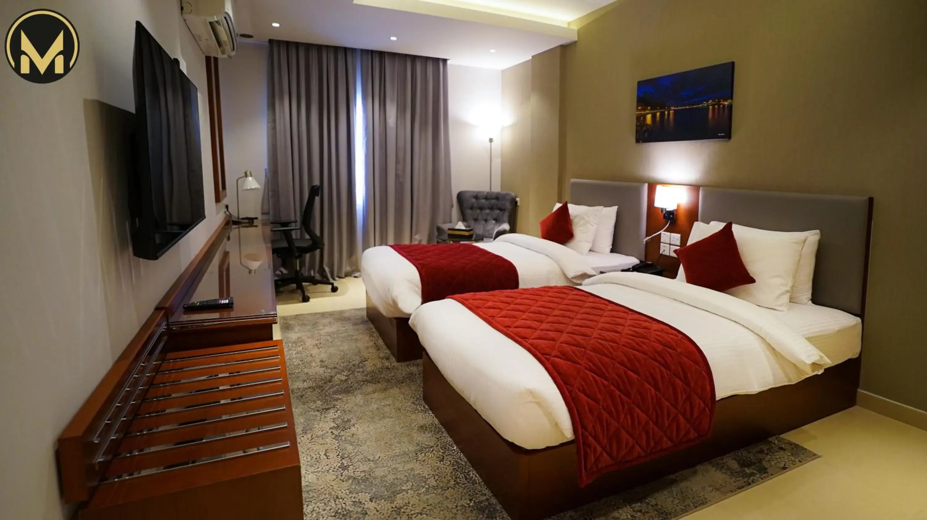 Double or Twin Room with View - single occupancy in Muscat Express Hotel Double or Twin Room with View - single occupancy in Muscat Express Hotel