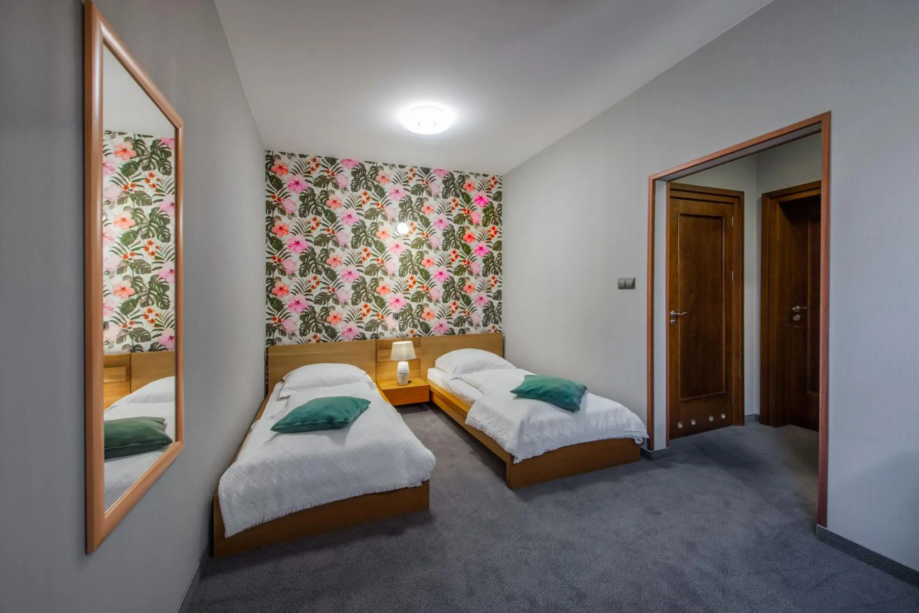 Twin Room - single occupancy in Hotel Zalesie Twin Room - single occupancy in Hotel Zalesie