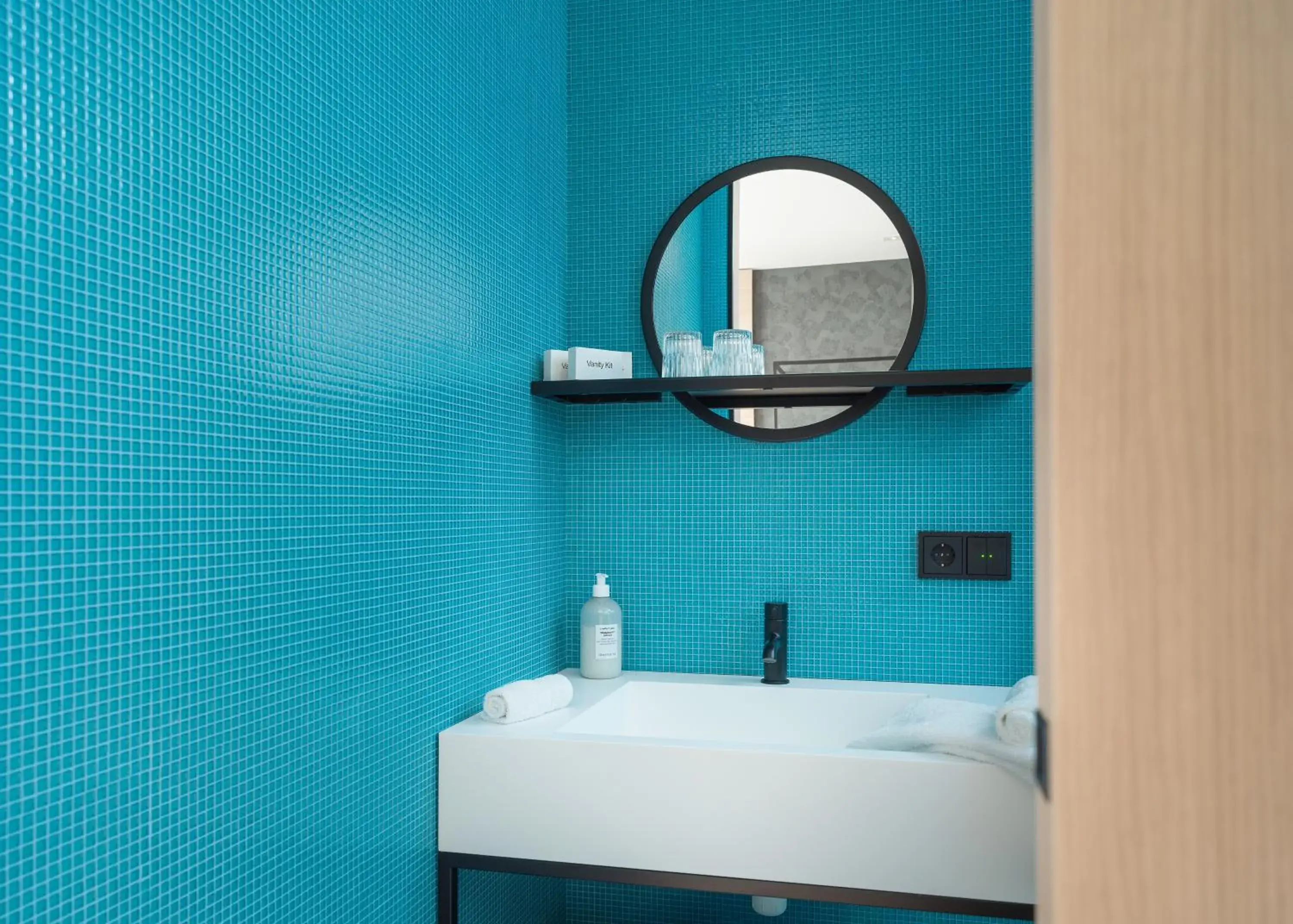 Deluxe Double Room with Balcony in Hotel Lotus Deluxe Double Room with Balcony in Hotel Lotus