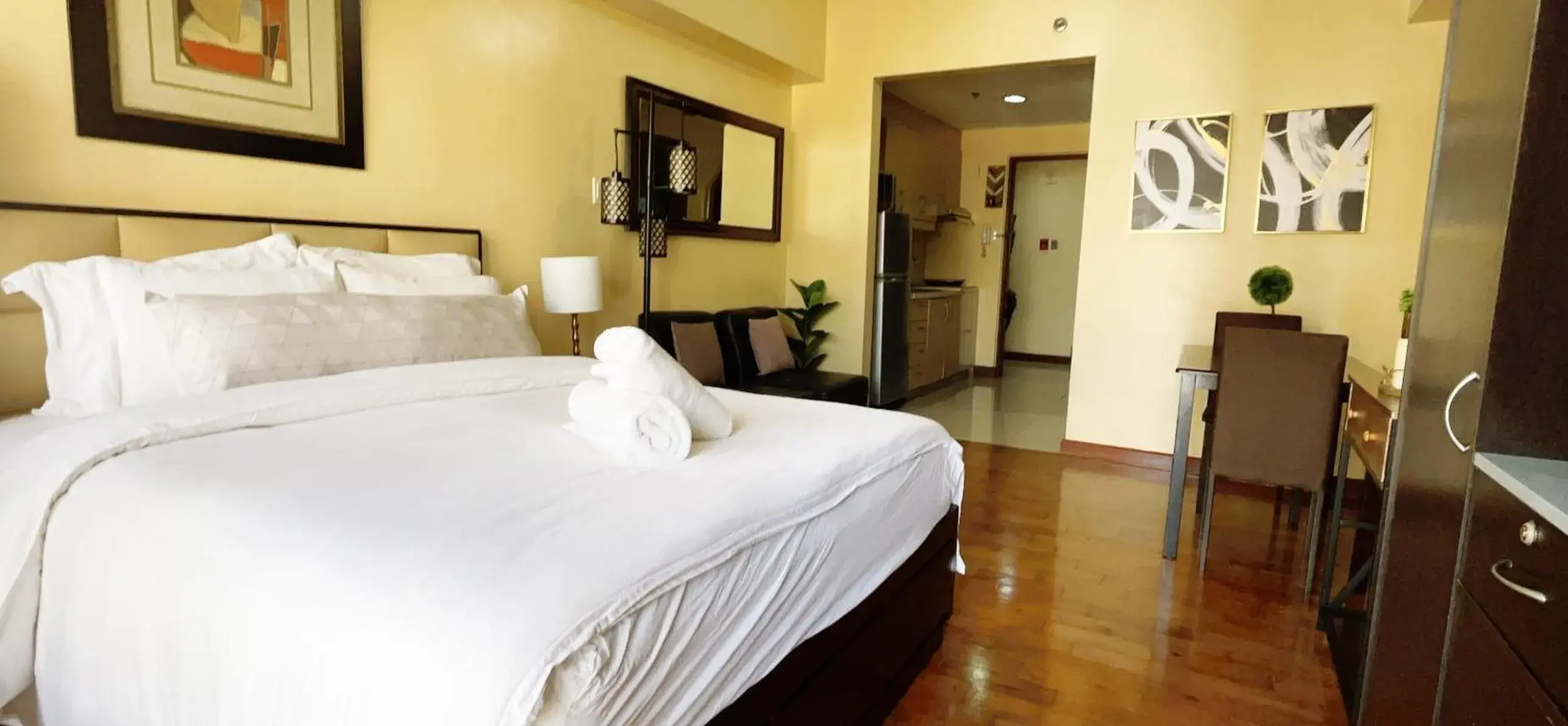 Deluxe Studio - single occupancy in Mosaic Tower Deluxe Studio - single occupancy in Mosaic Tower