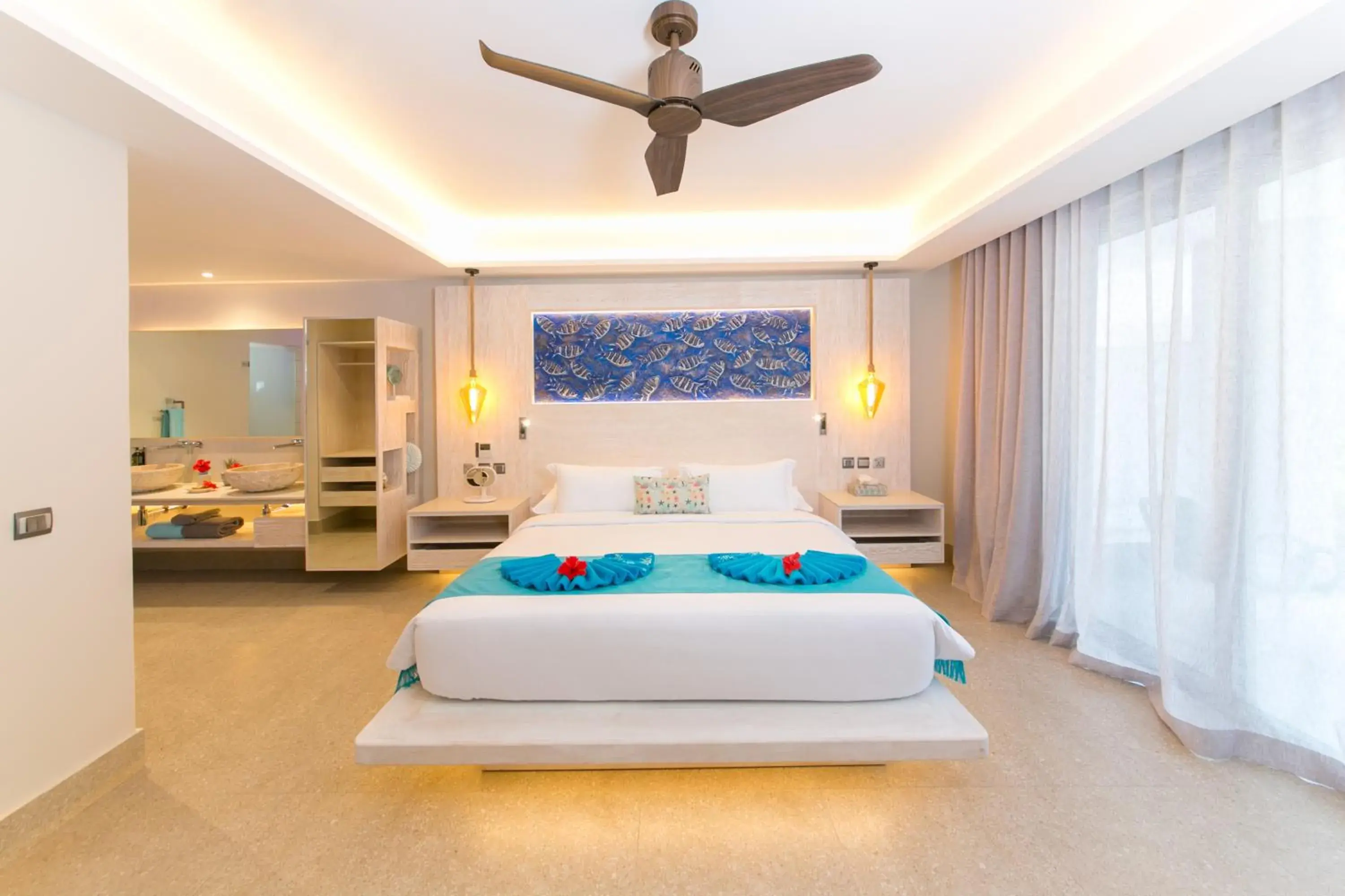 Ocean Rooms in Hotel Le Duc de Praslin Ocean Rooms in Hotel Le Duc de Praslin